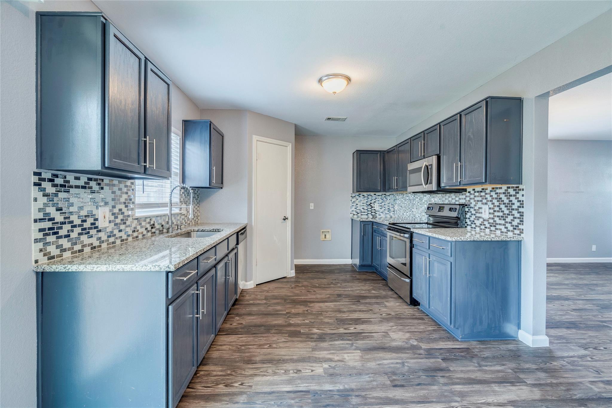 936 Twisted Fence Dr, Pflugerville, TX 78660