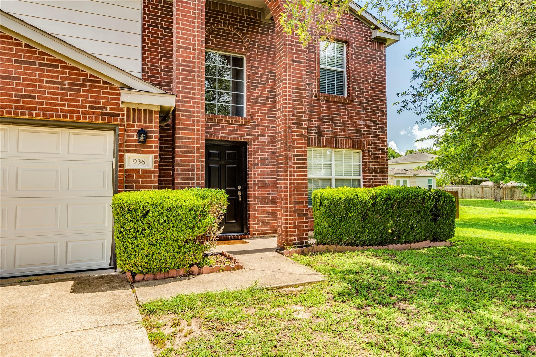 936 Twisted Fence Dr, Pflugerville, TX 78660