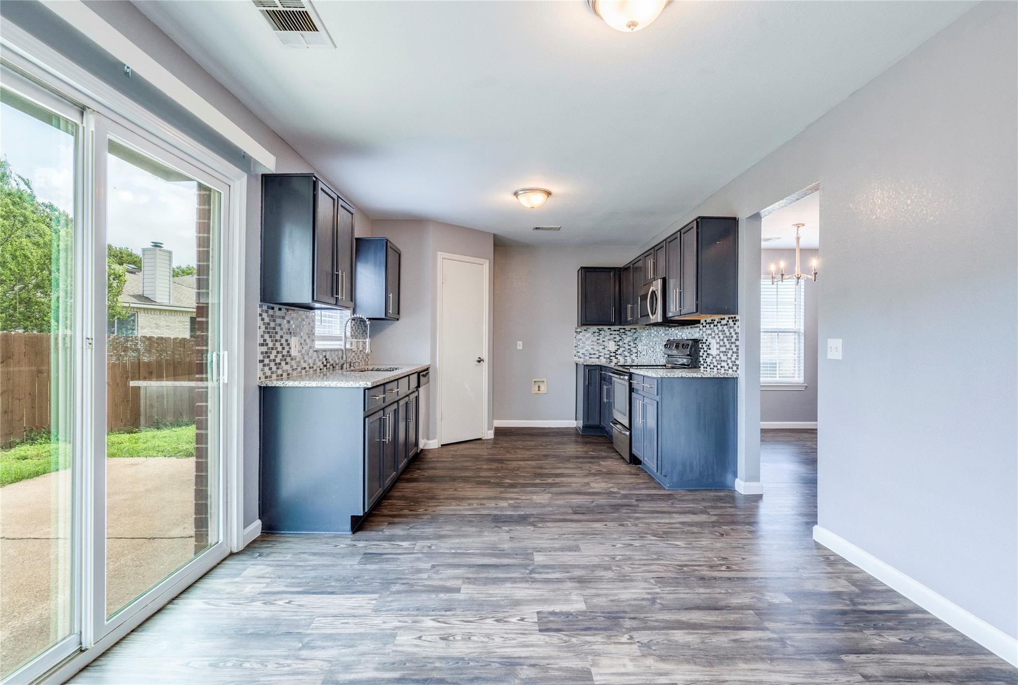 936 Twisted Fence Dr, Pflugerville, TX 78660