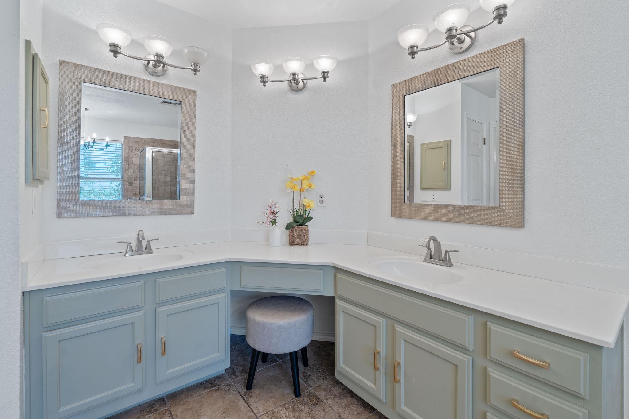 222 Primrose Dr, Kyle, TX 78640