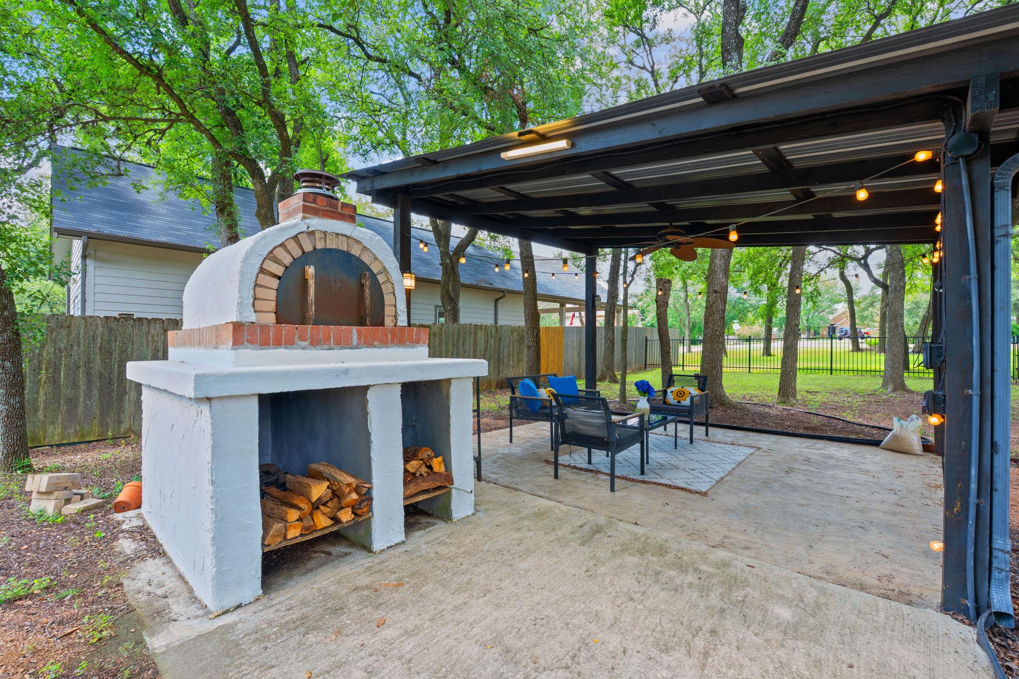 222 Primrose Dr, Kyle, TX 78640