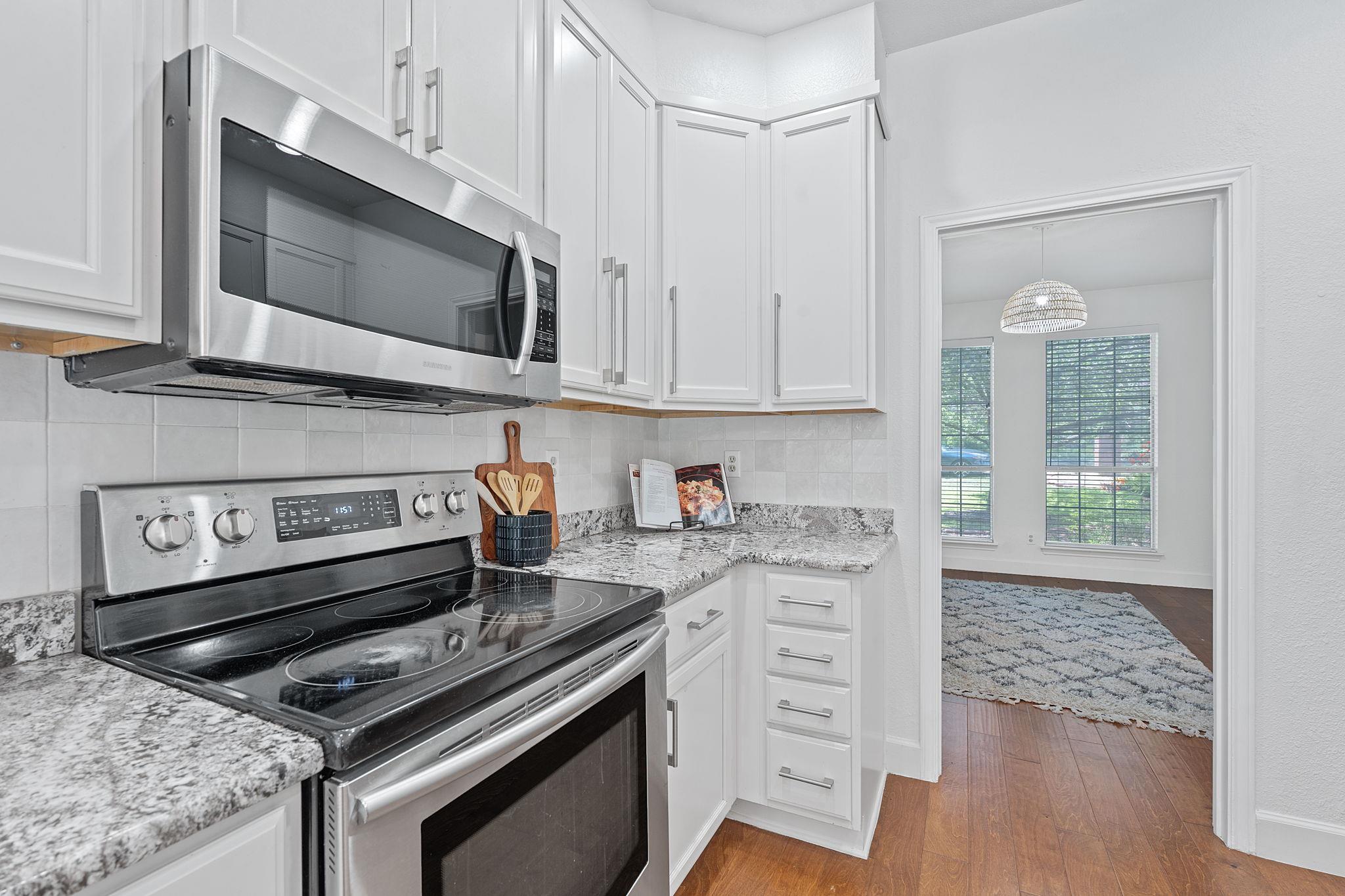 222 Primrose Dr, Kyle, TX 78640