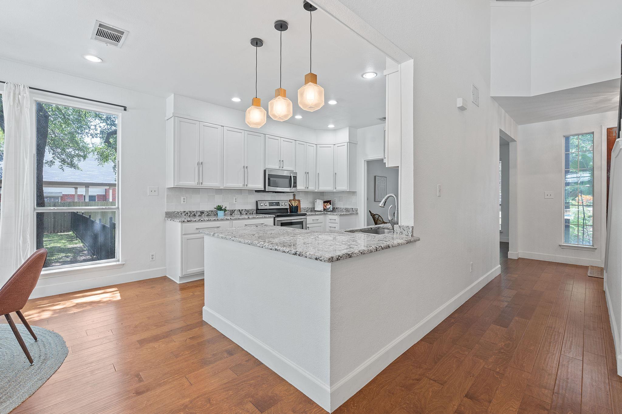 222 Primrose Dr, Kyle, TX 78640