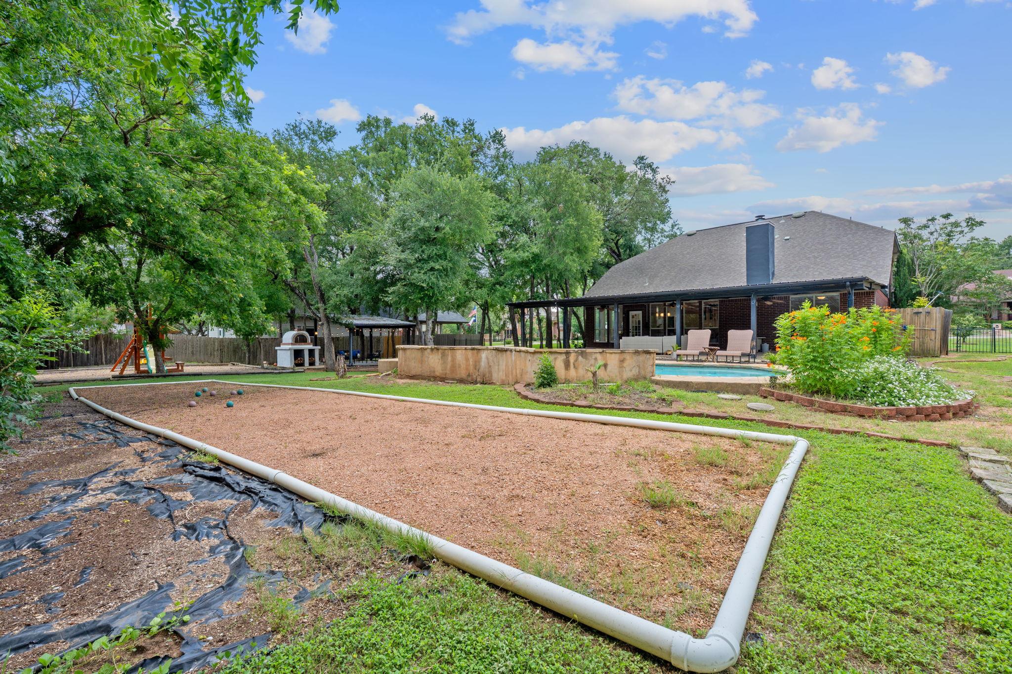 222 Primrose Dr, Kyle, TX 78640