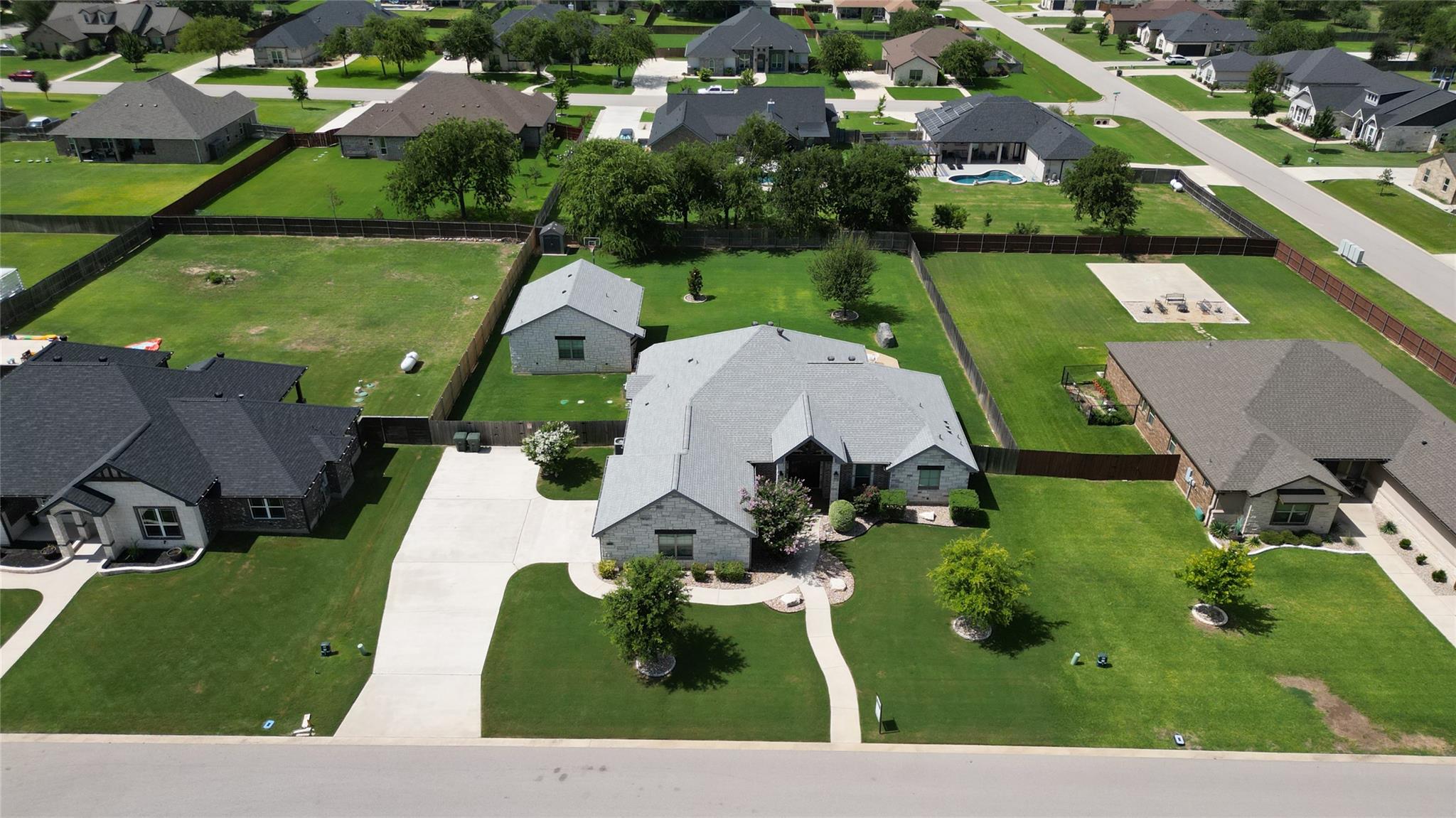 8219 Collins Creek Dr, Salado, TX 76571