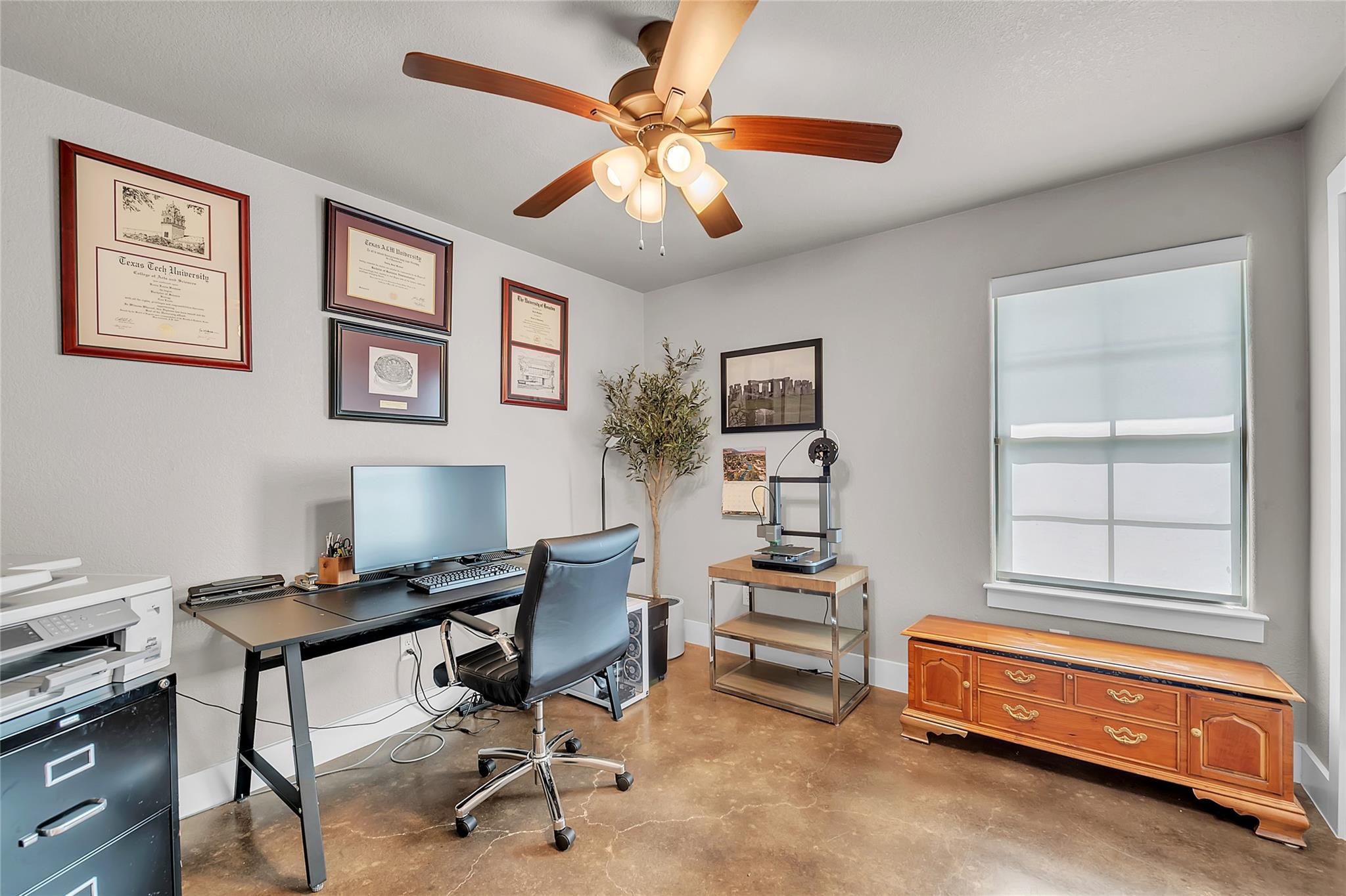 8219 Collins Creek Dr, Salado, TX 76571