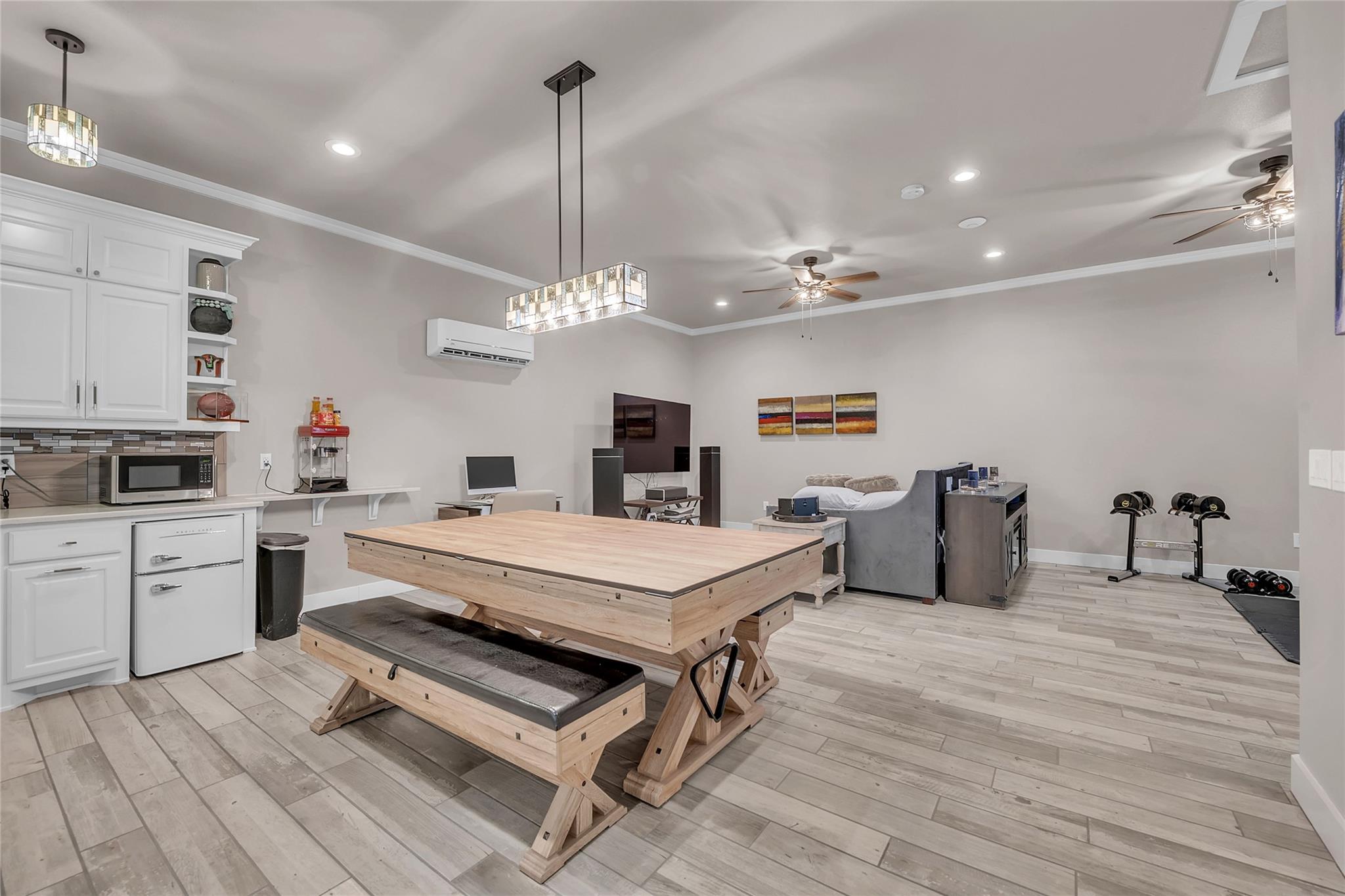 8219 Collins Creek Dr, Salado, TX 76571