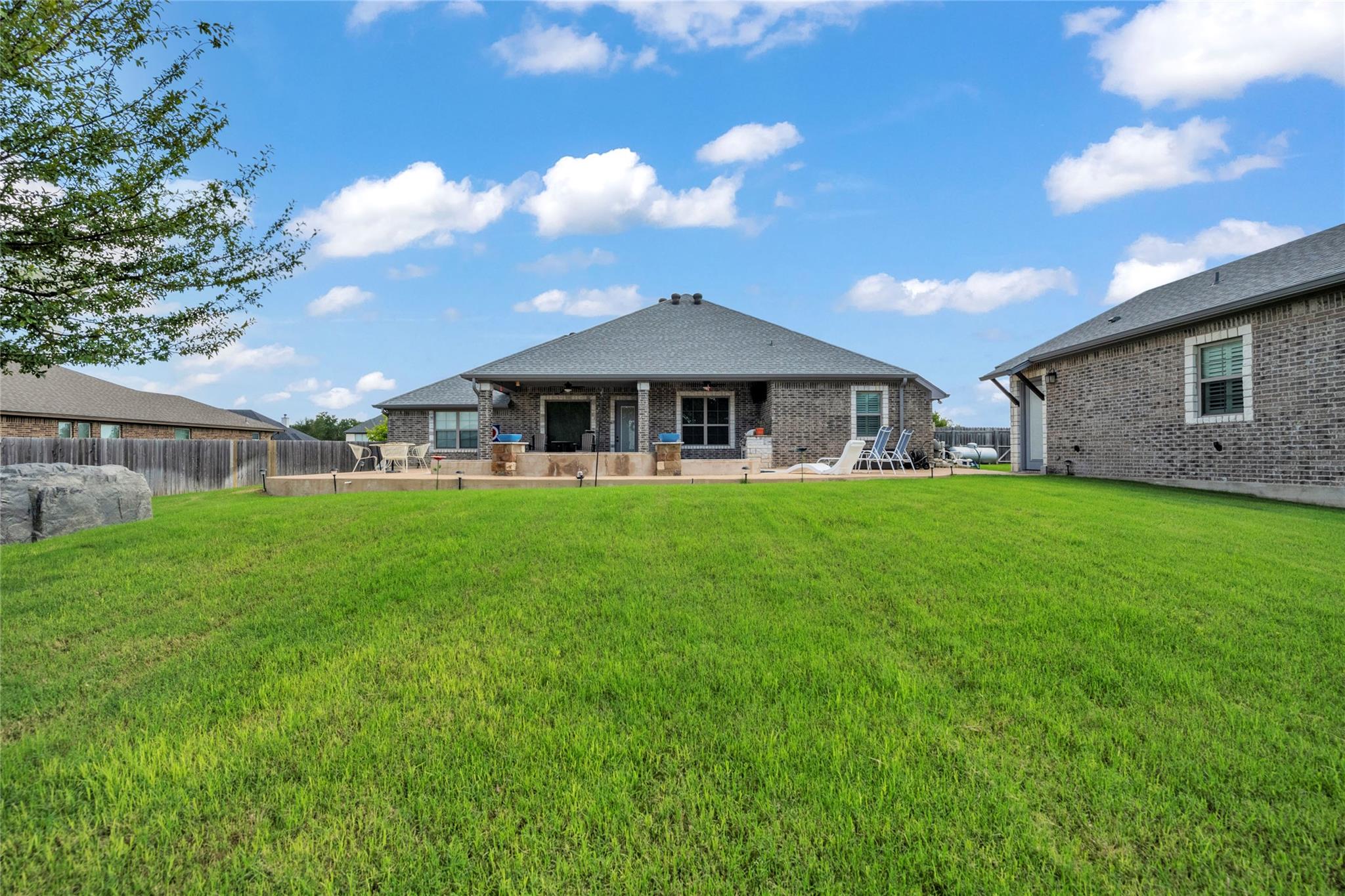8219 Collins Creek Dr, Salado, TX 76571