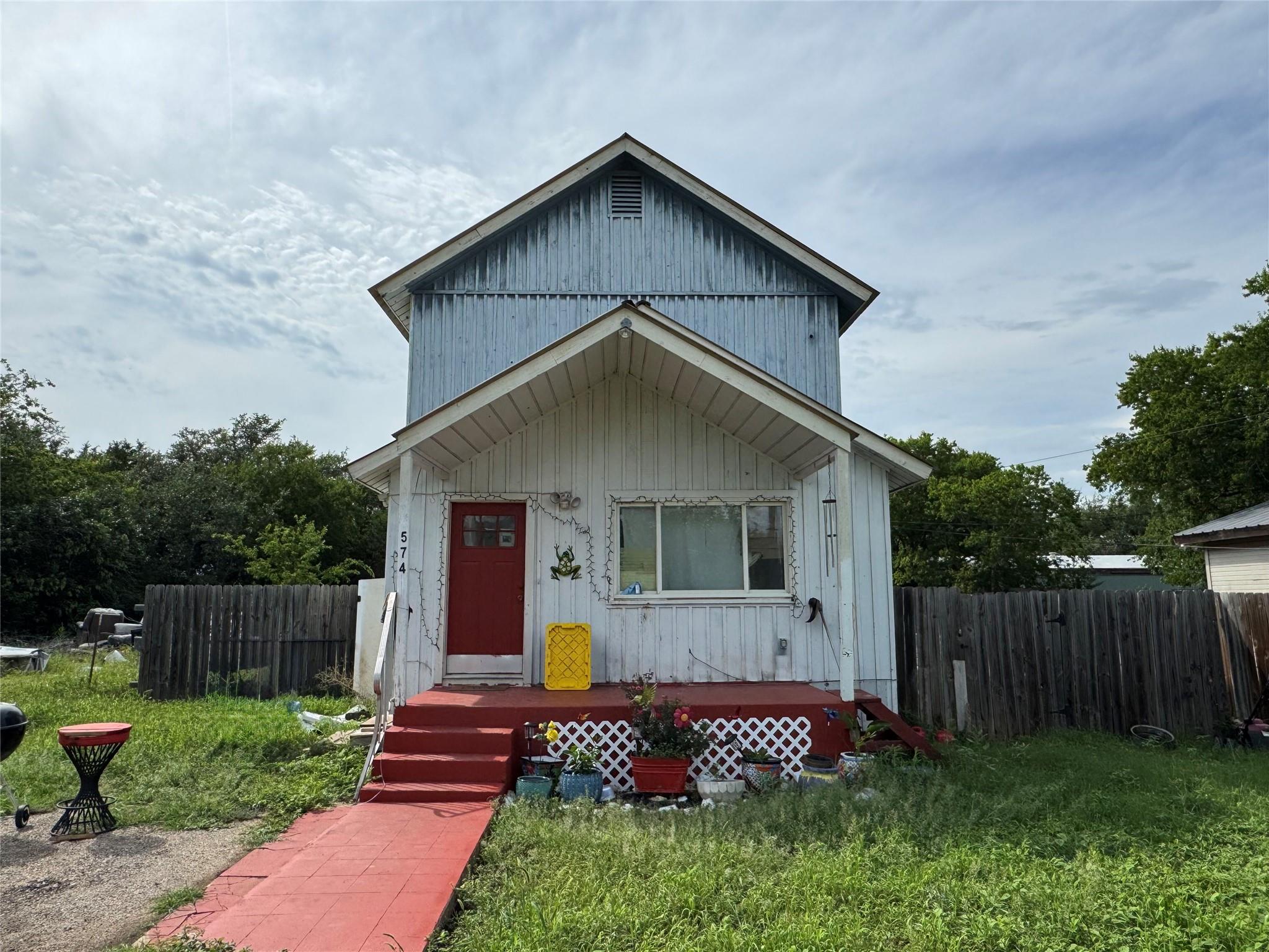 574 Eastern Ave, Bertram, TX 78605