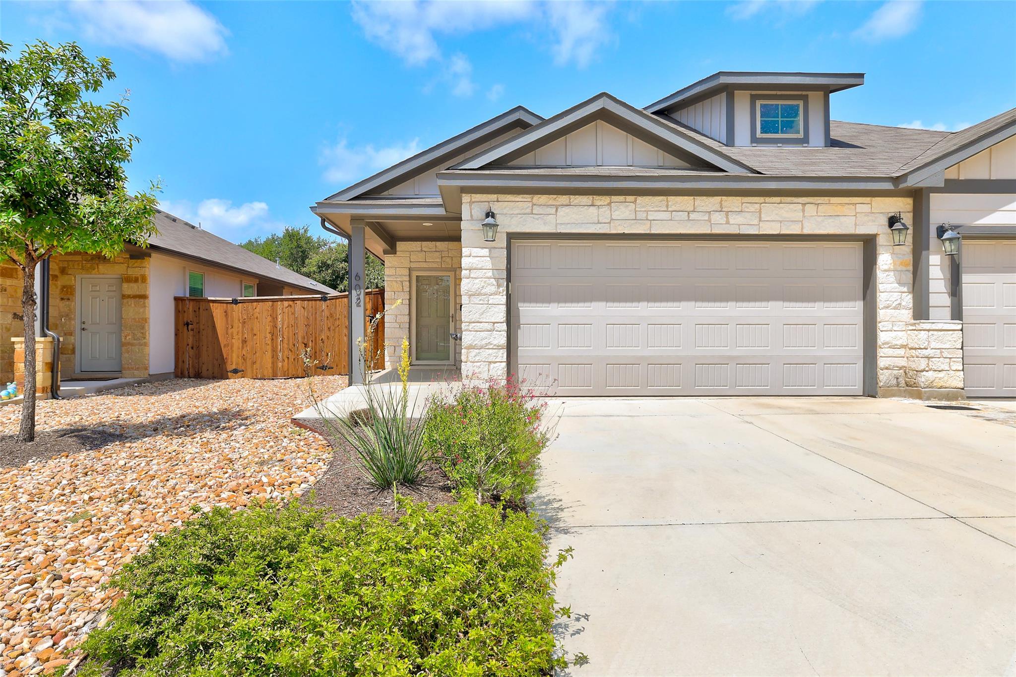 602 Parkline Dr # 12A, Georgetown, TX 78626