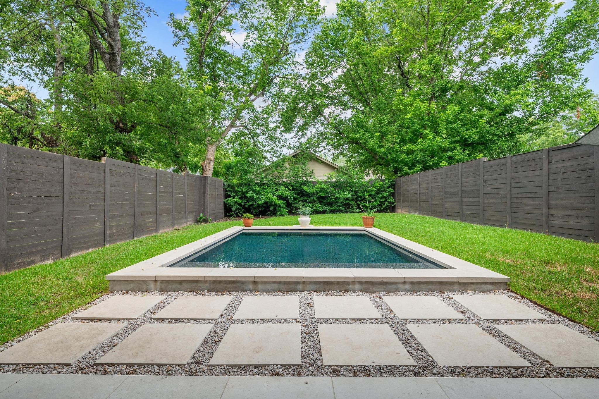 405 Hackberry Ln # B, Austin, TX 78753