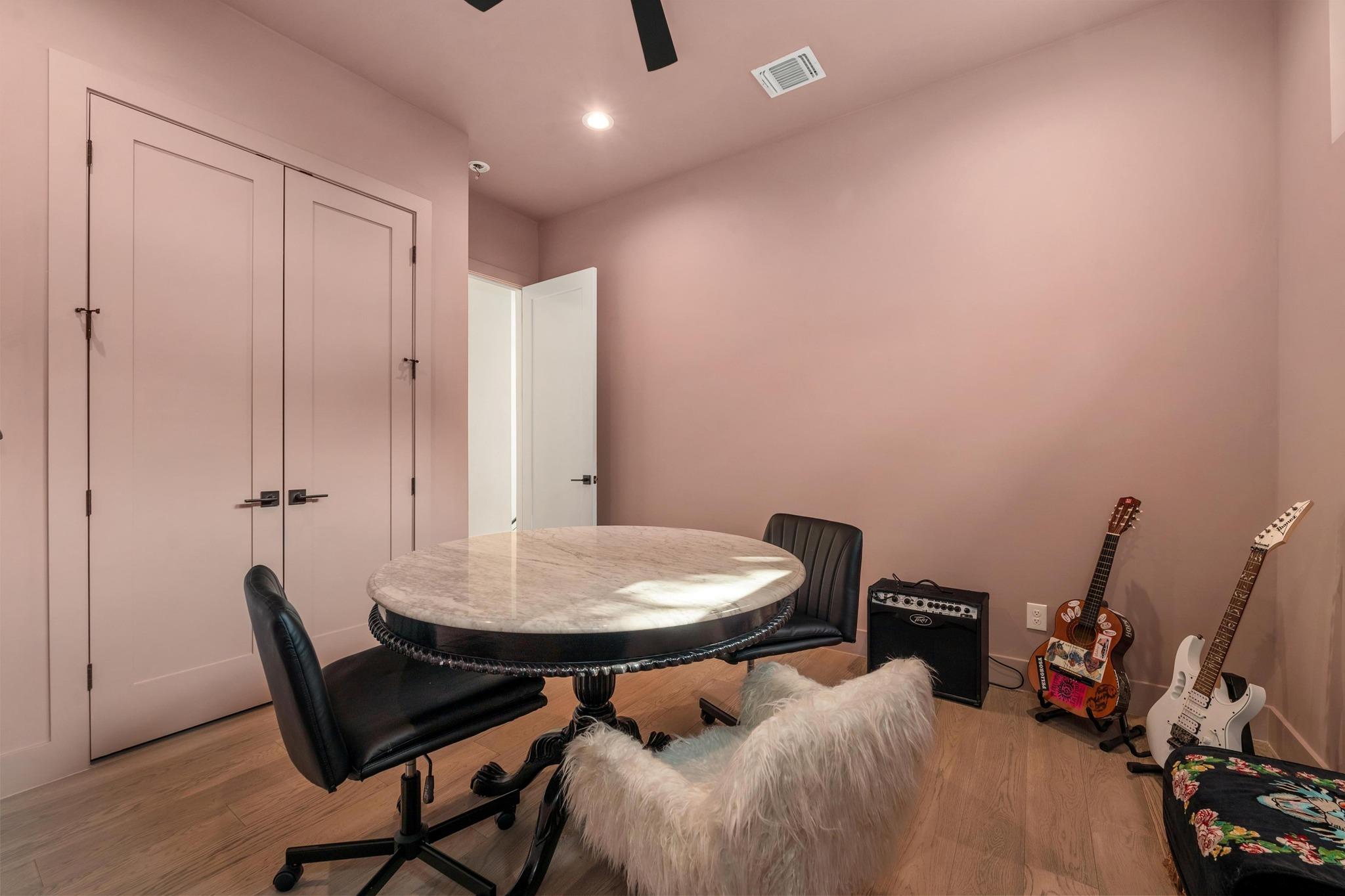405 Hackberry Ln # B, Austin, TX 78753