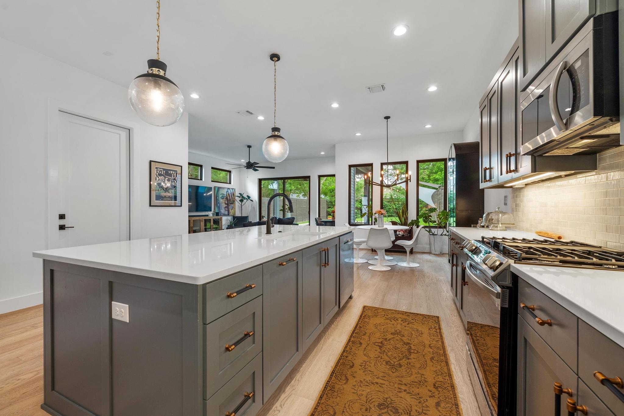 405 Hackberry Ln # B, Austin, TX 78753