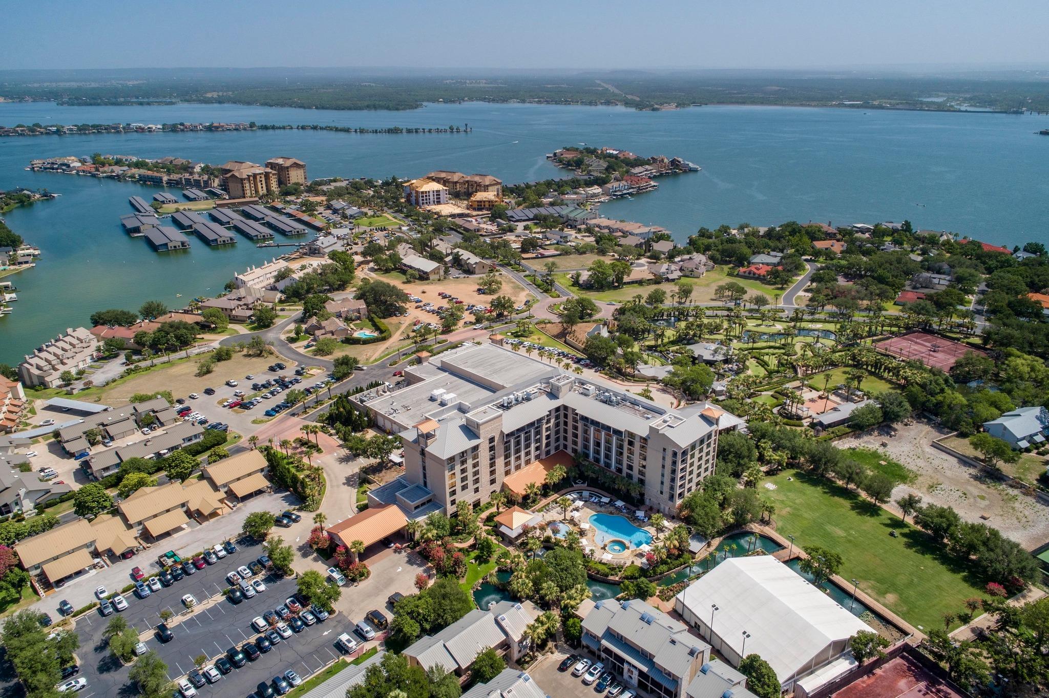 1404 FAULT LINE Dr, Horseshoe Bay, TX 78657