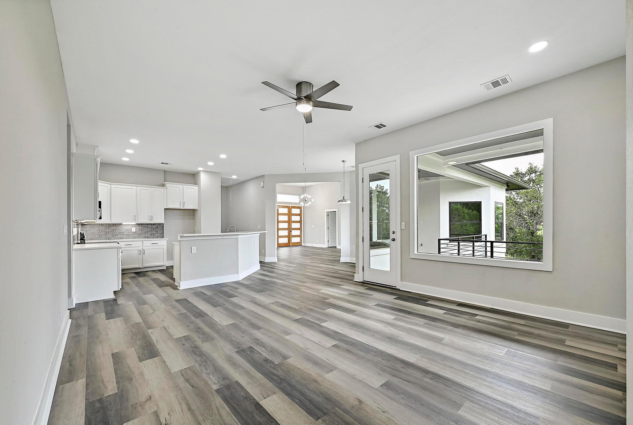 1404 FAULT LINE Dr, Horseshoe Bay, TX 78657