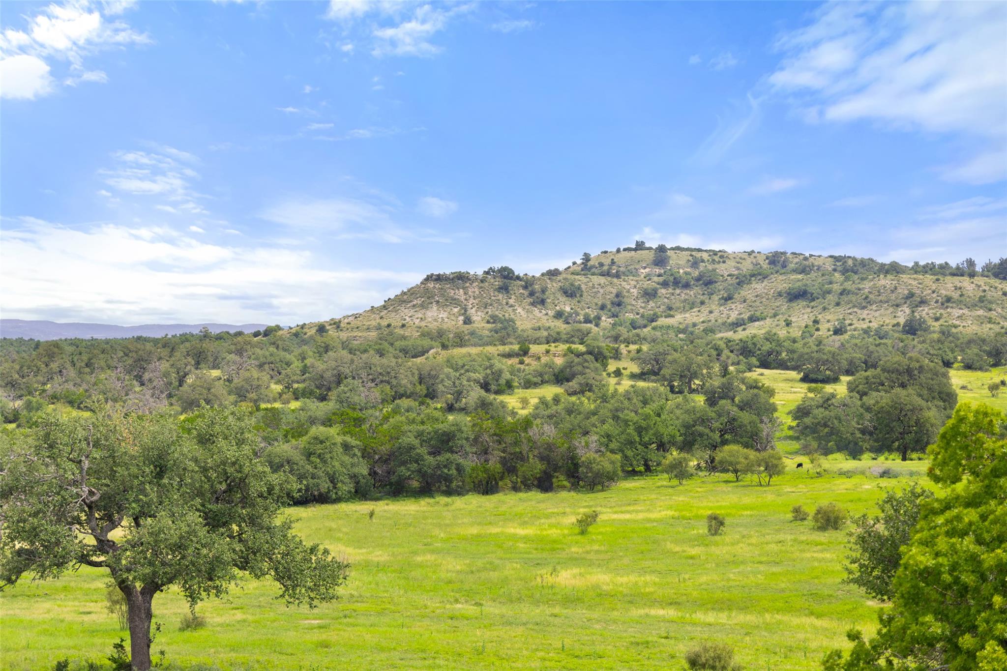 9069-47 Ranch Road 1323 Rd, Fredericksburg, TX 78624