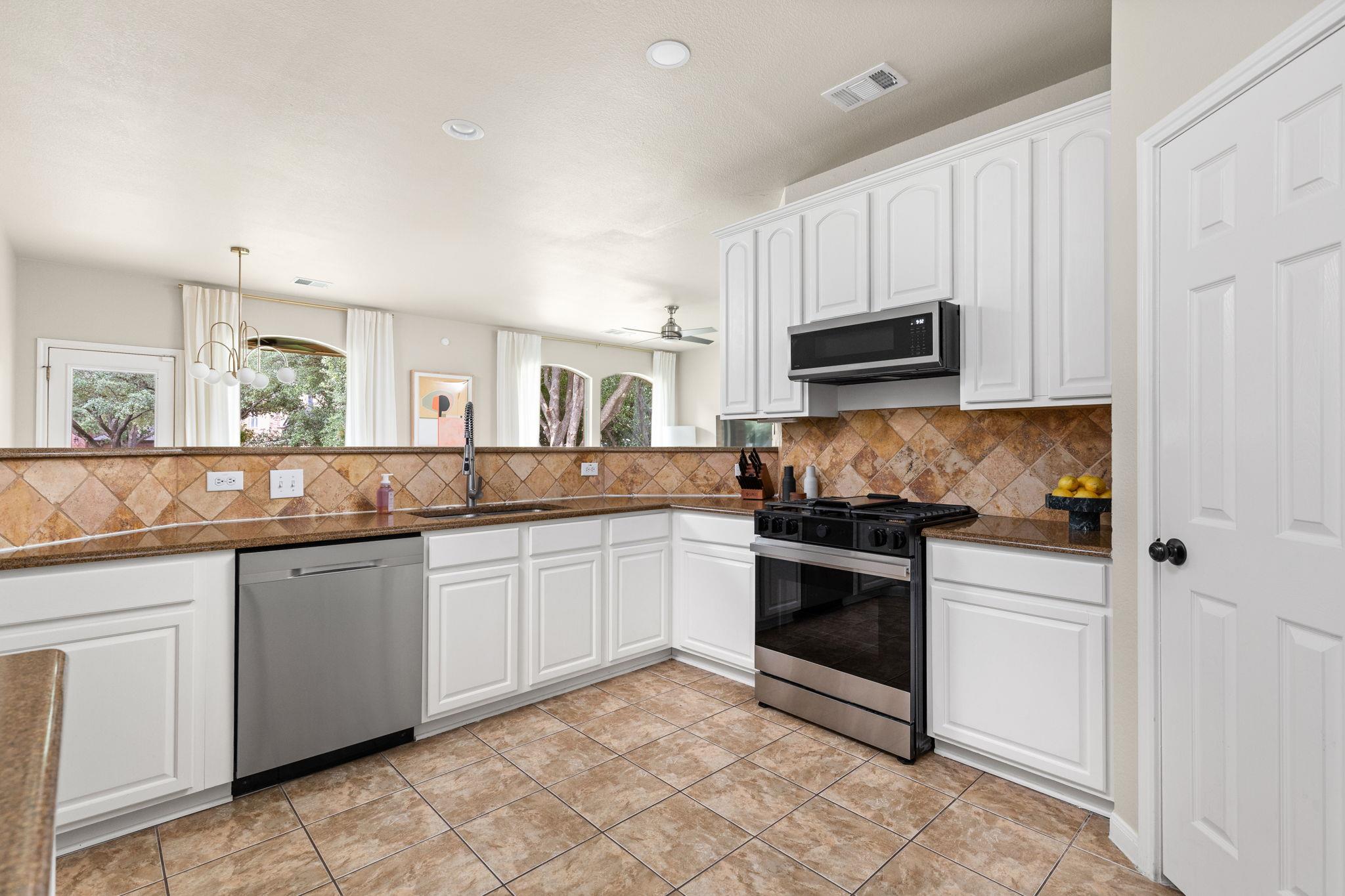 732 Bent Wood Pl, Round Rock, TX 78665