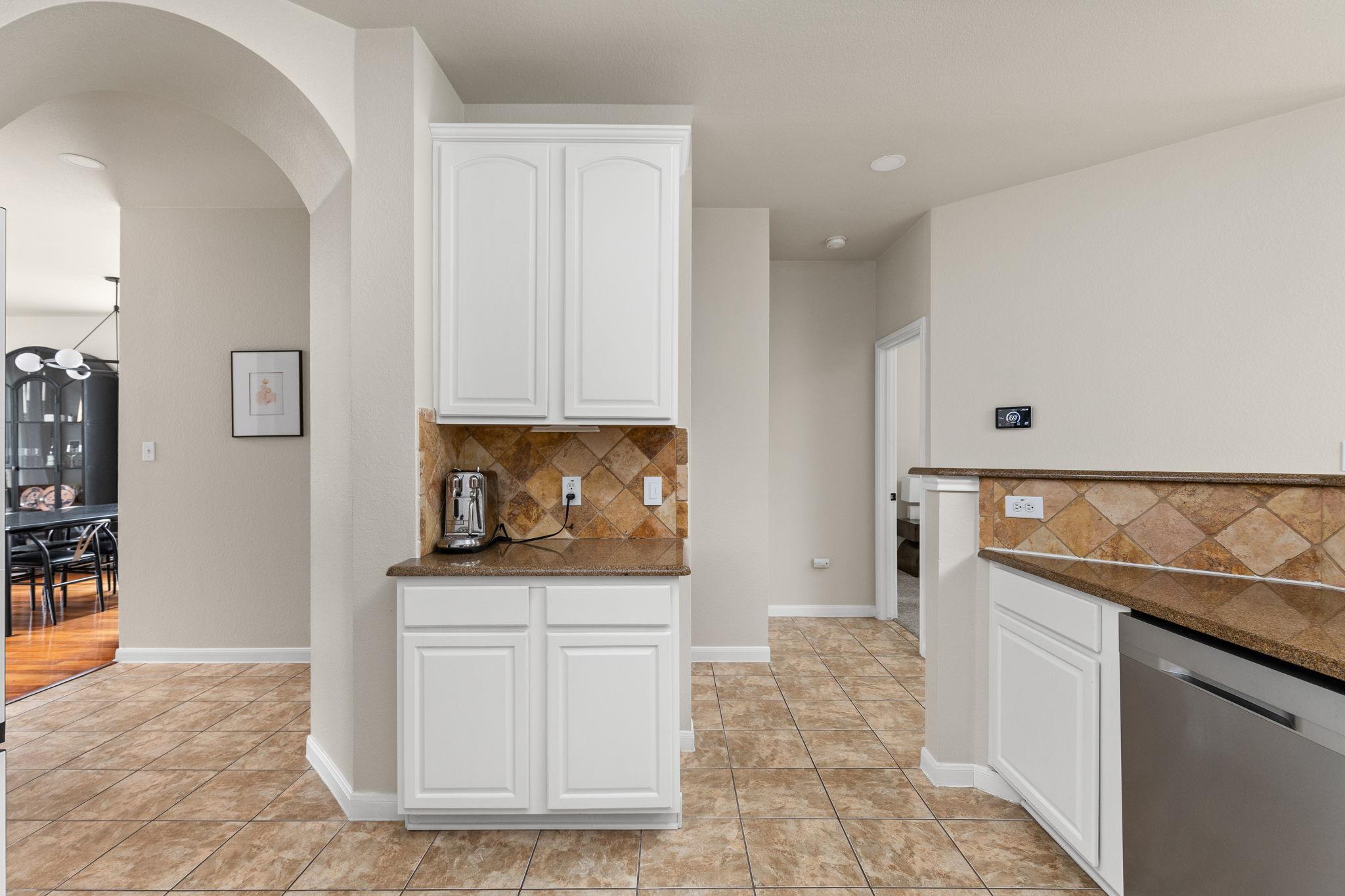 732 Bent Wood Pl, Round Rock, TX 78665