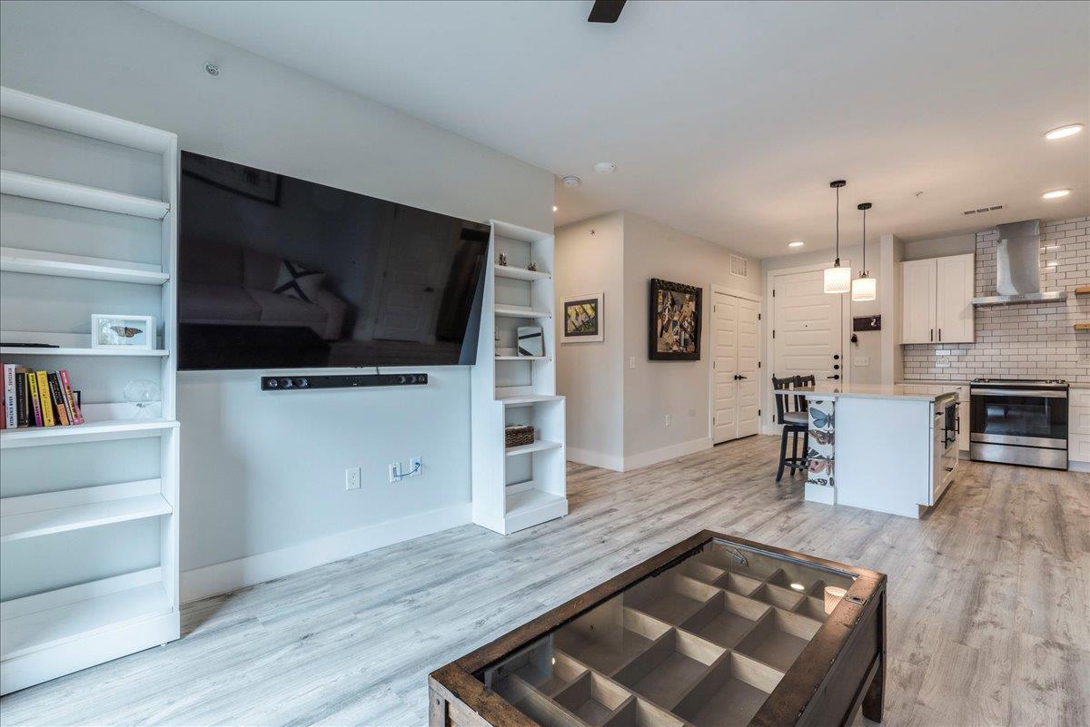 3101 Govalle Ave # 220, Austin, TX 78702