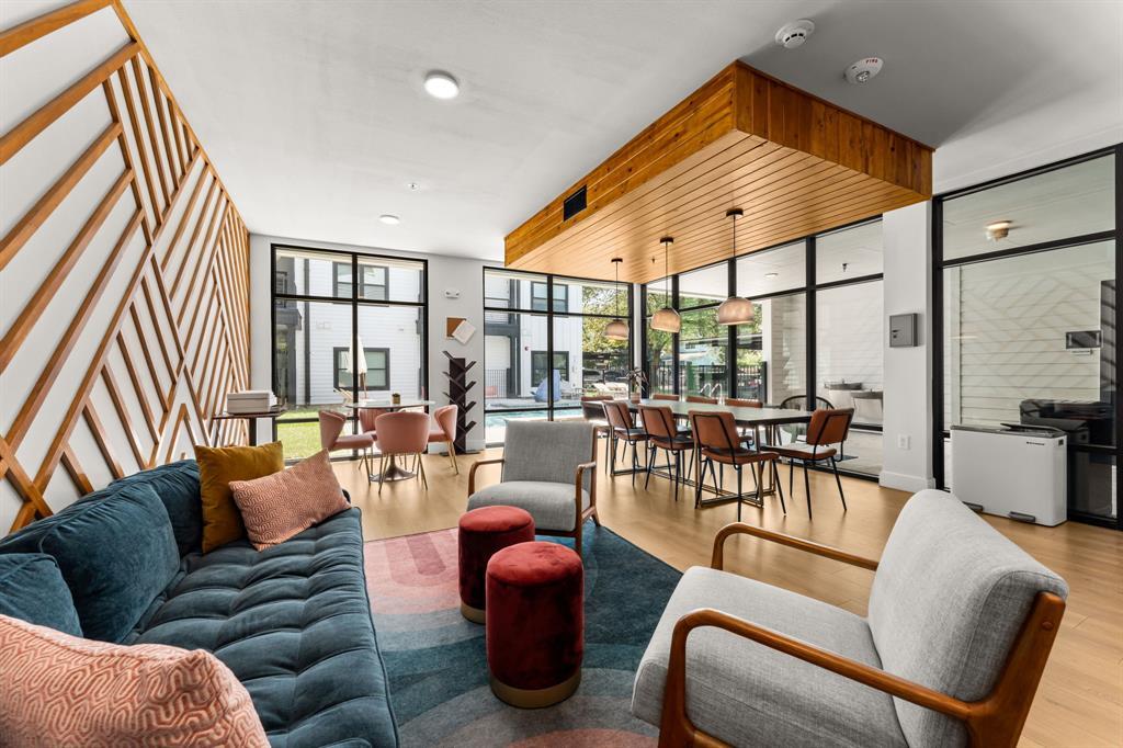 3101 Govalle Ave # 220, Austin, TX 78702