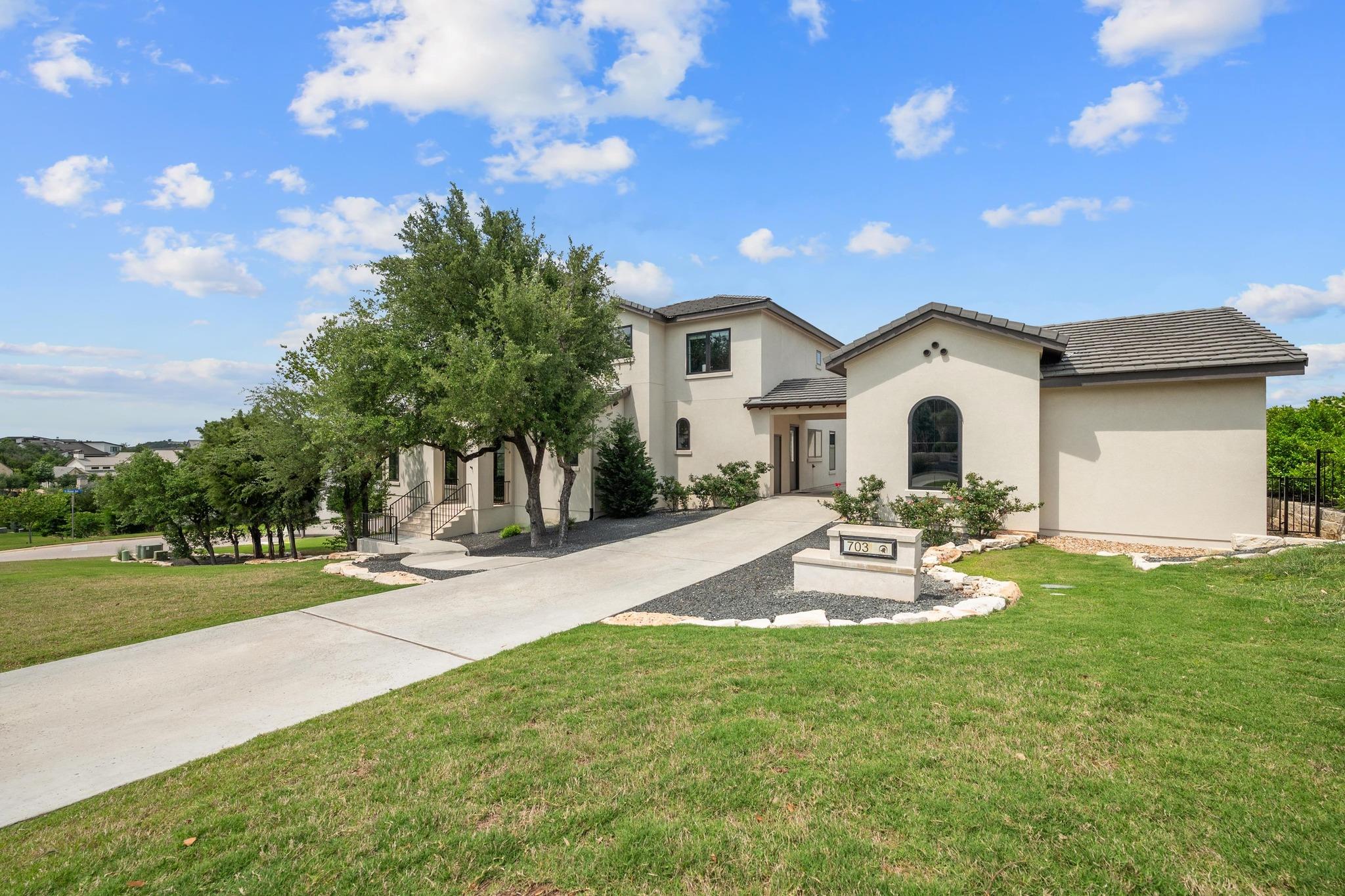 703 Serene Estates Dr, Austin, TX 78738