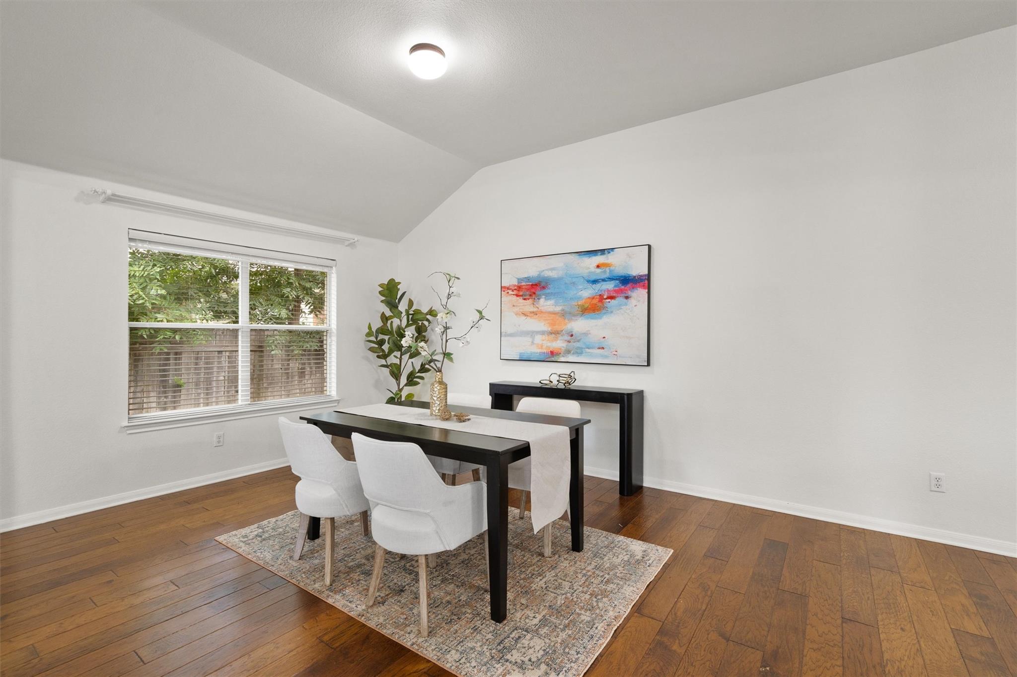 802 Meadow Bluff Ct, Round Rock, TX 78665