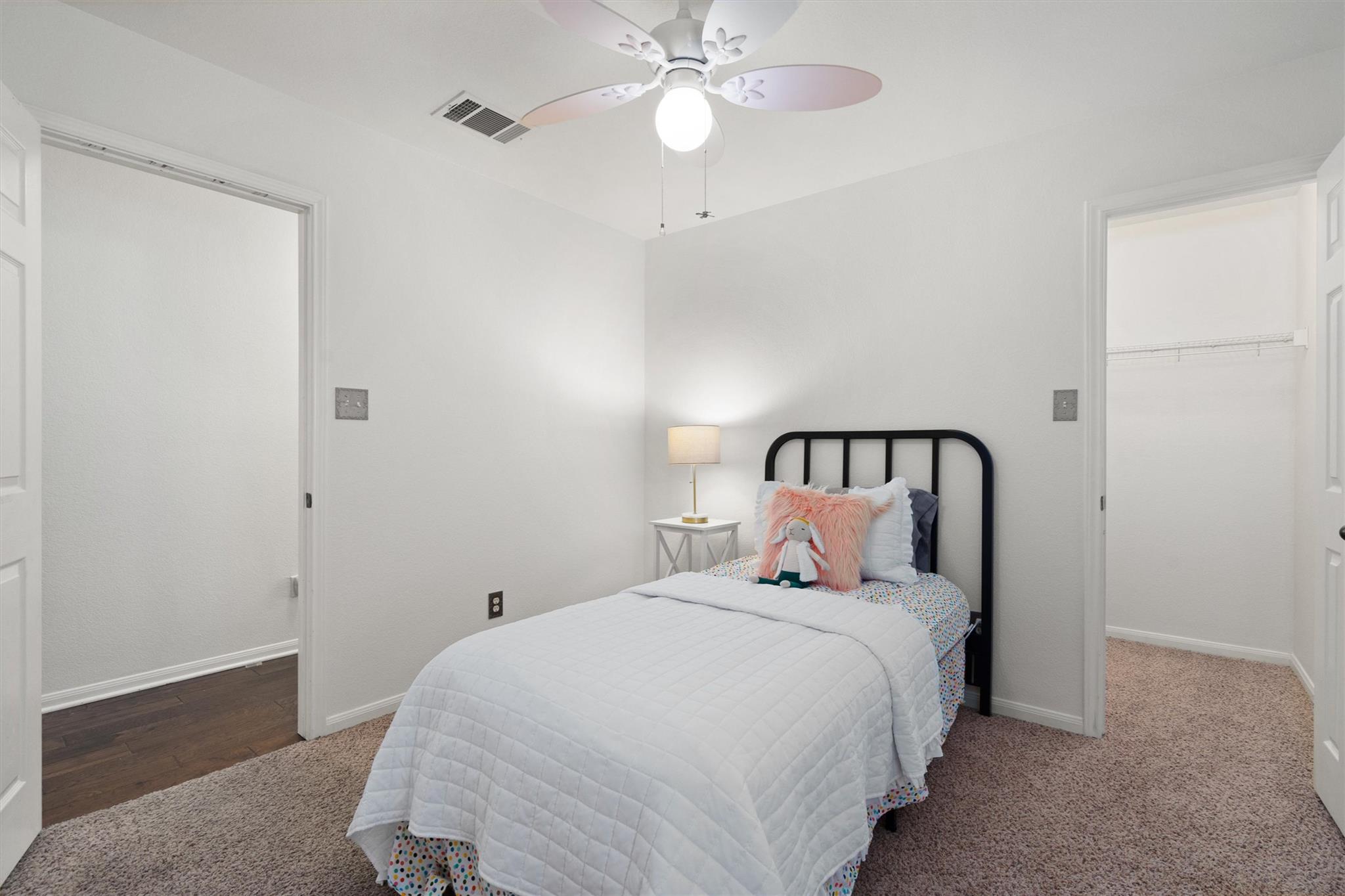 802 Meadow Bluff Ct, Round Rock, TX 78665