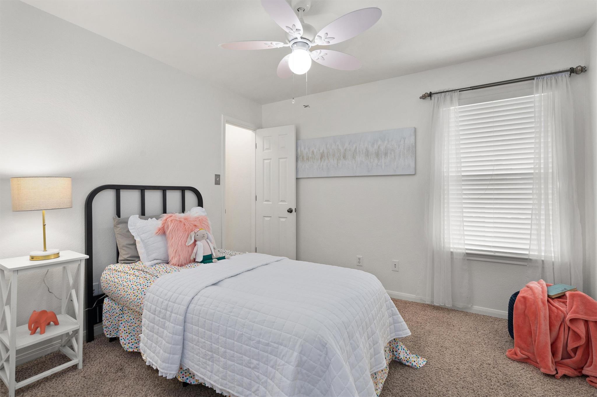 802 Meadow Bluff Ct, Round Rock, TX 78665