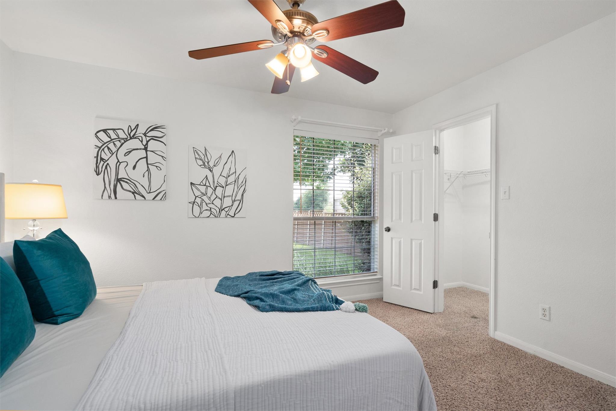 802 Meadow Bluff Ct, Round Rock, TX 78665