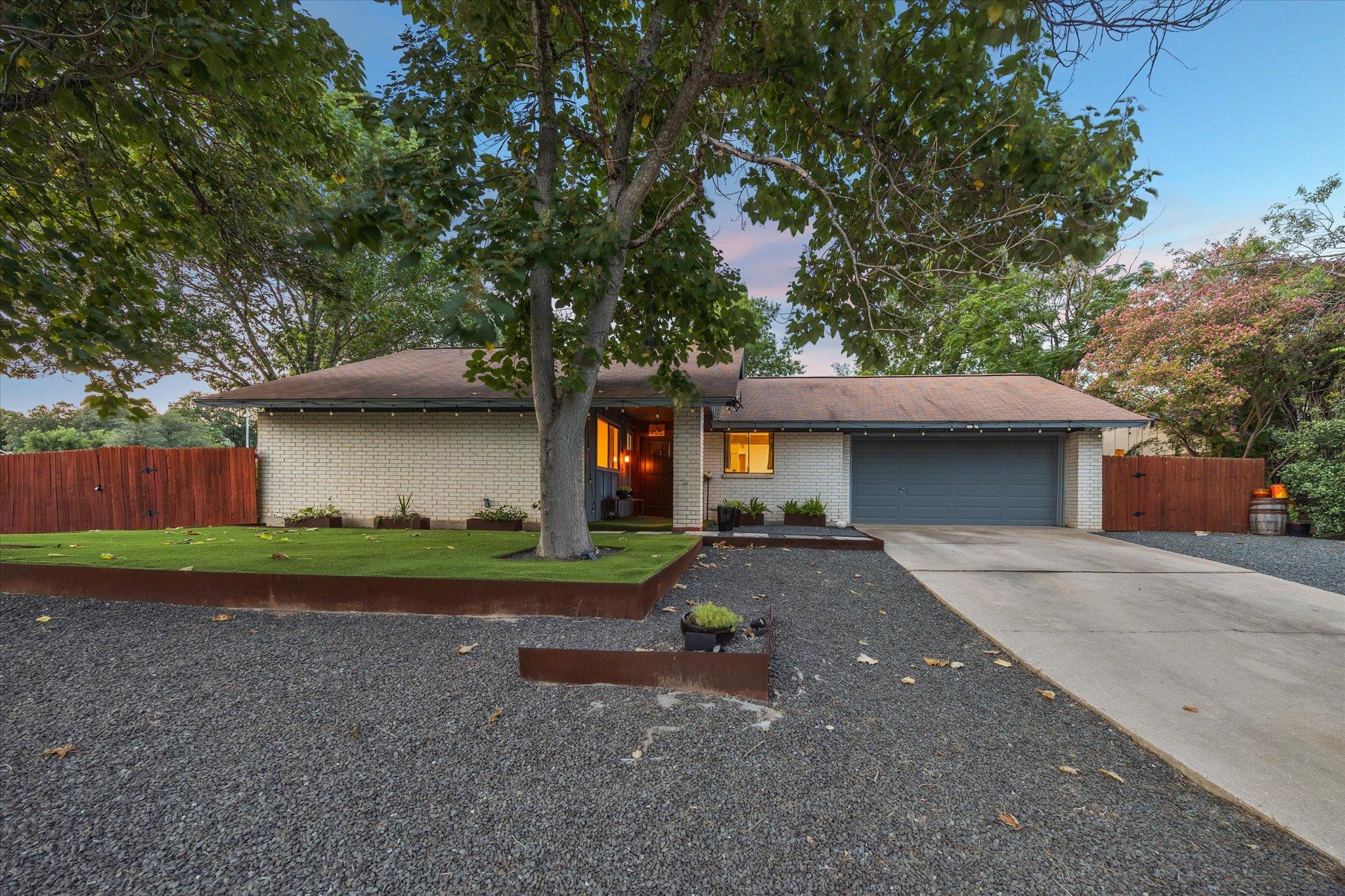 5301 Presidio Rd, Austin, TX 78745