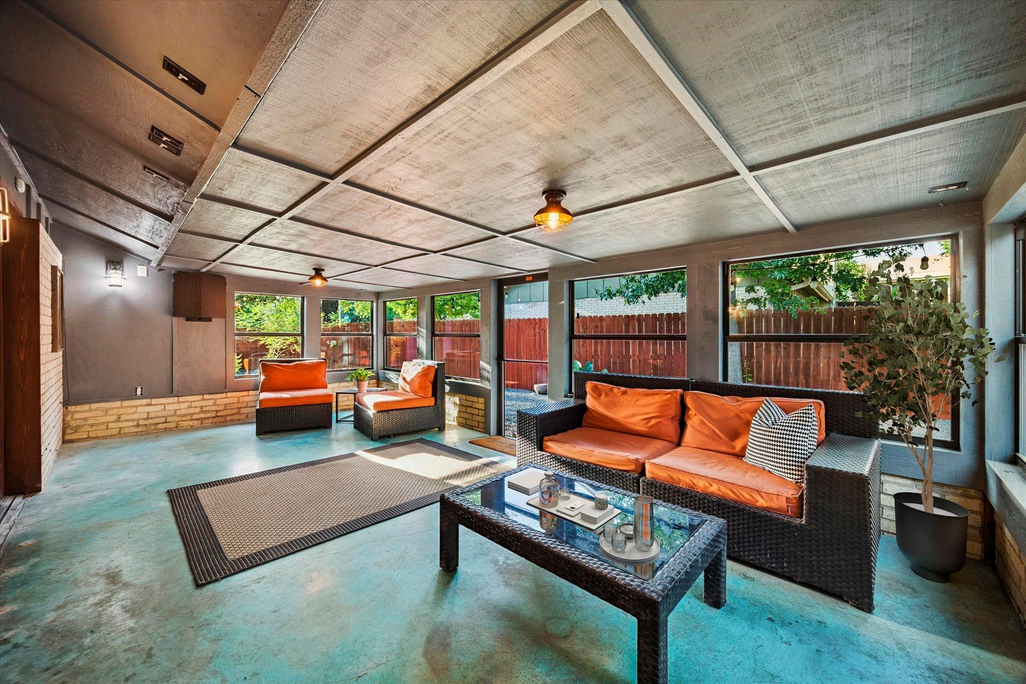 5301 Presidio Rd, Austin, TX 78745