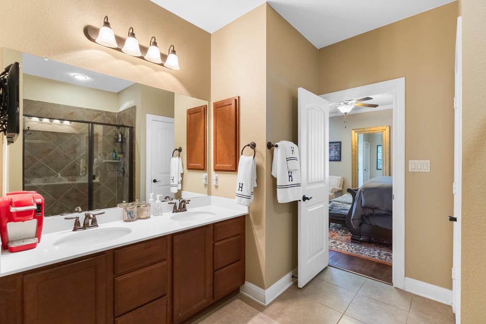 706 Cavallo Springs Cv, San Marcos, TX 78666