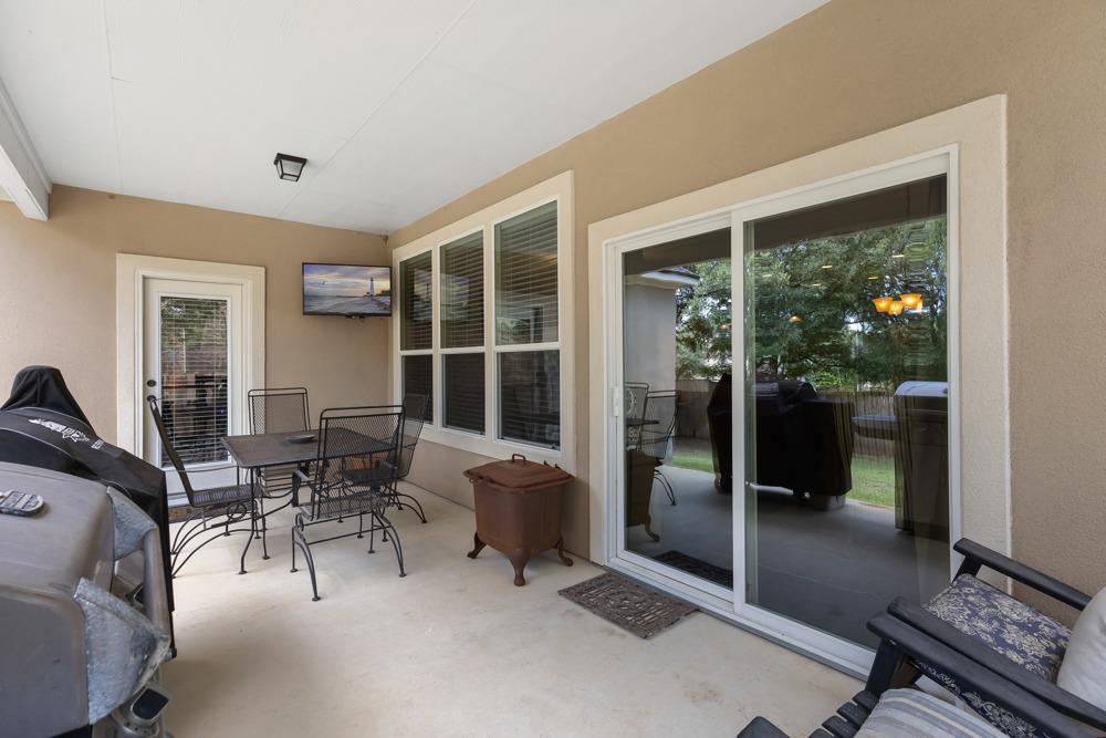 706 Cavallo Springs Cv, San Marcos, TX 78666
