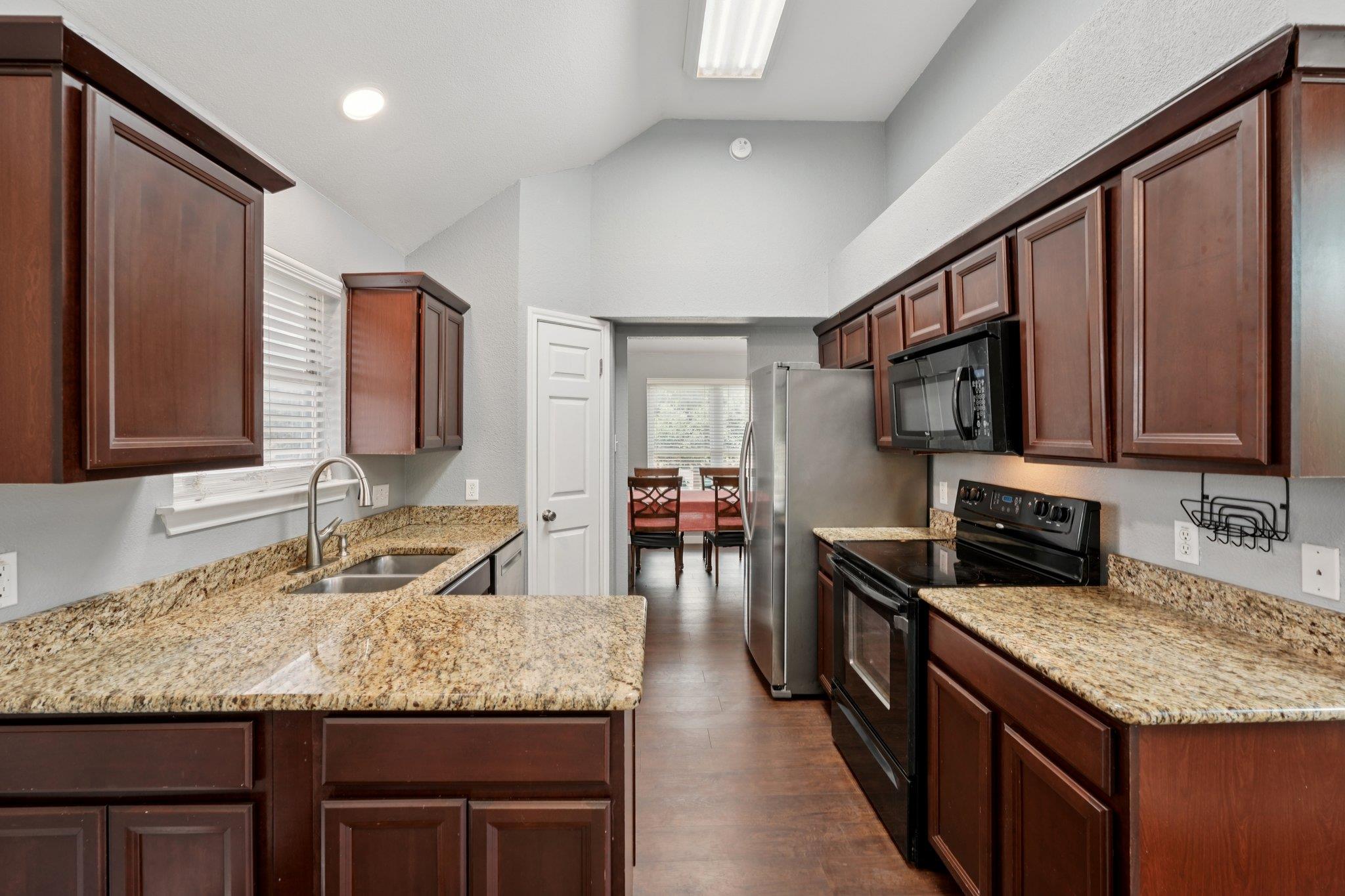 17005 Simsbrook Dr, Pflugerville, TX 78660