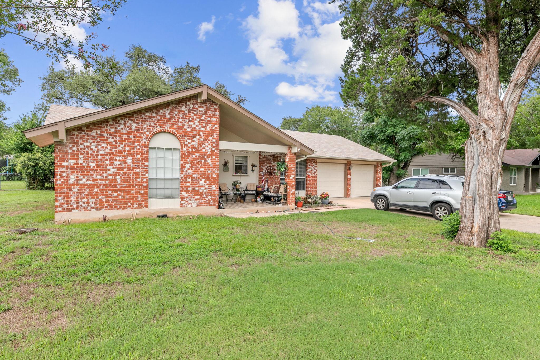 1900 Westwood Ln, Georgetown, TX 78628