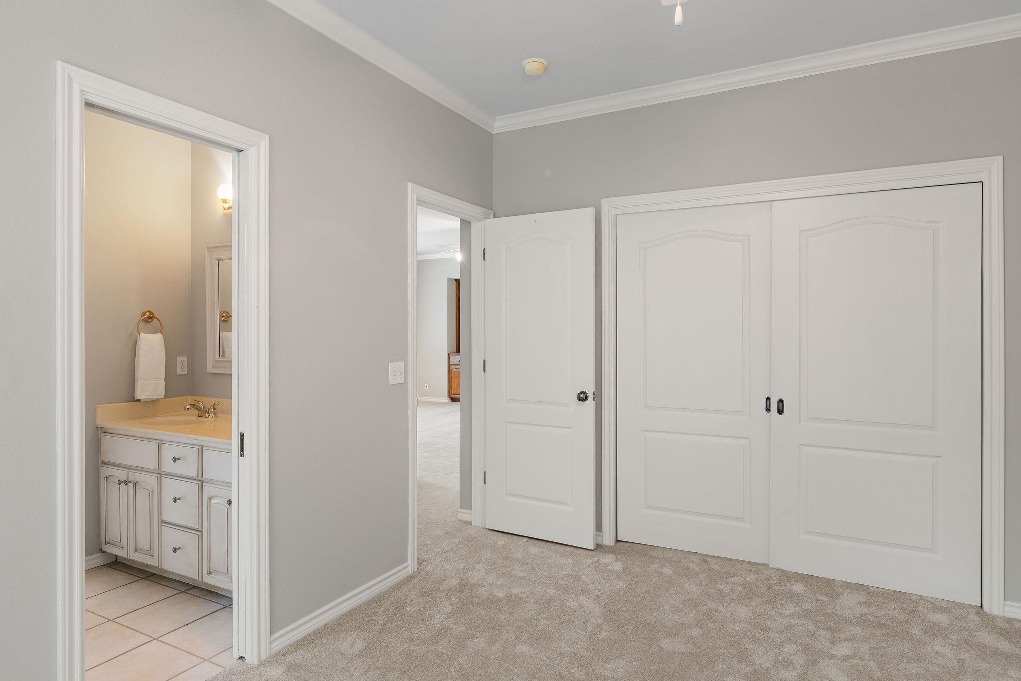 4001 Campo Viejo Cv, Austin, TX 78746