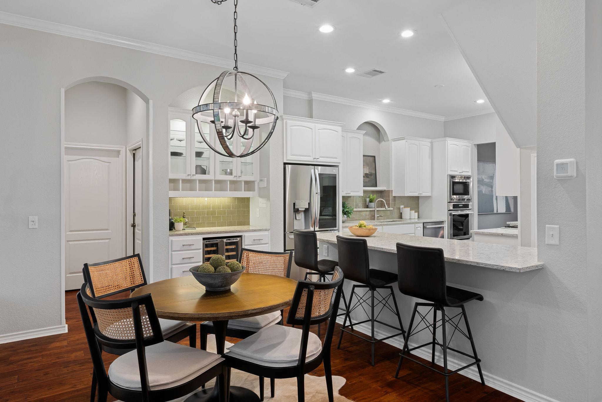 4001 Campo Viejo Cv, Austin, TX 78746