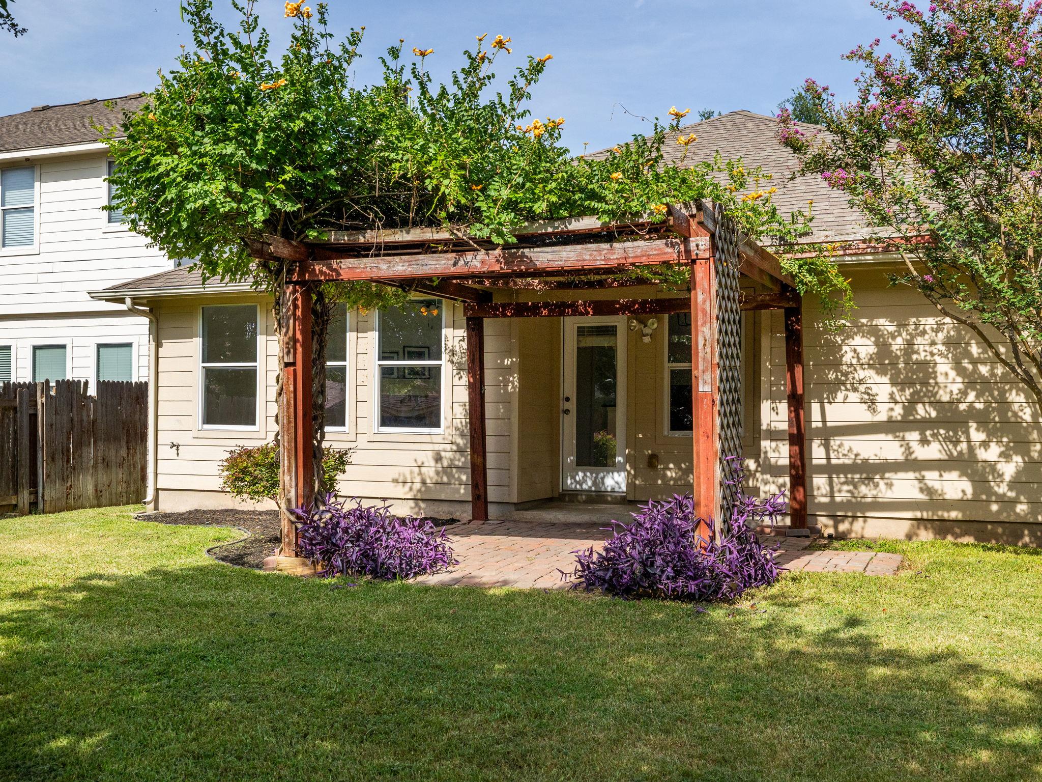 722 Crane Canyon Pl, Round Rock, TX 78665