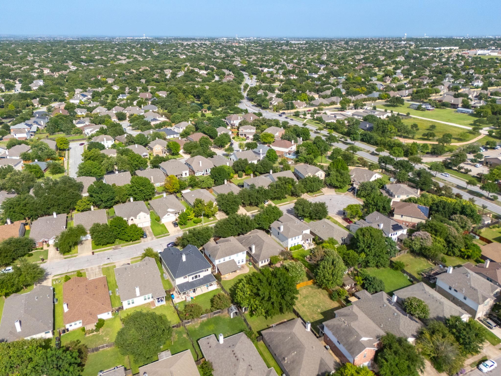 722 Crane Canyon Pl, Round Rock, TX 78665
