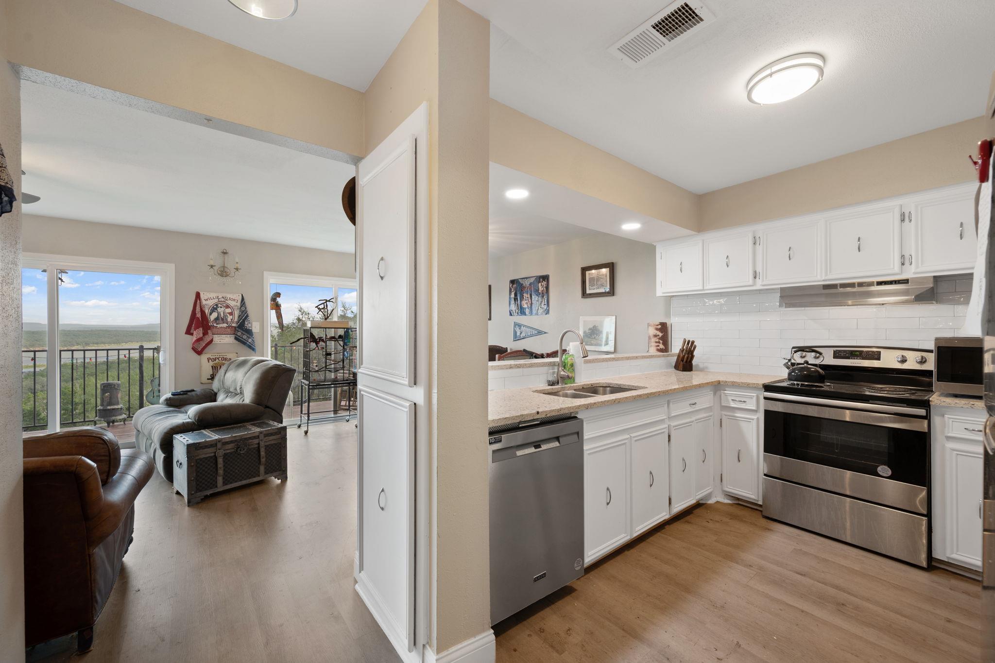 3216 Poe Cv # 5C, Lago Vista, TX 78645