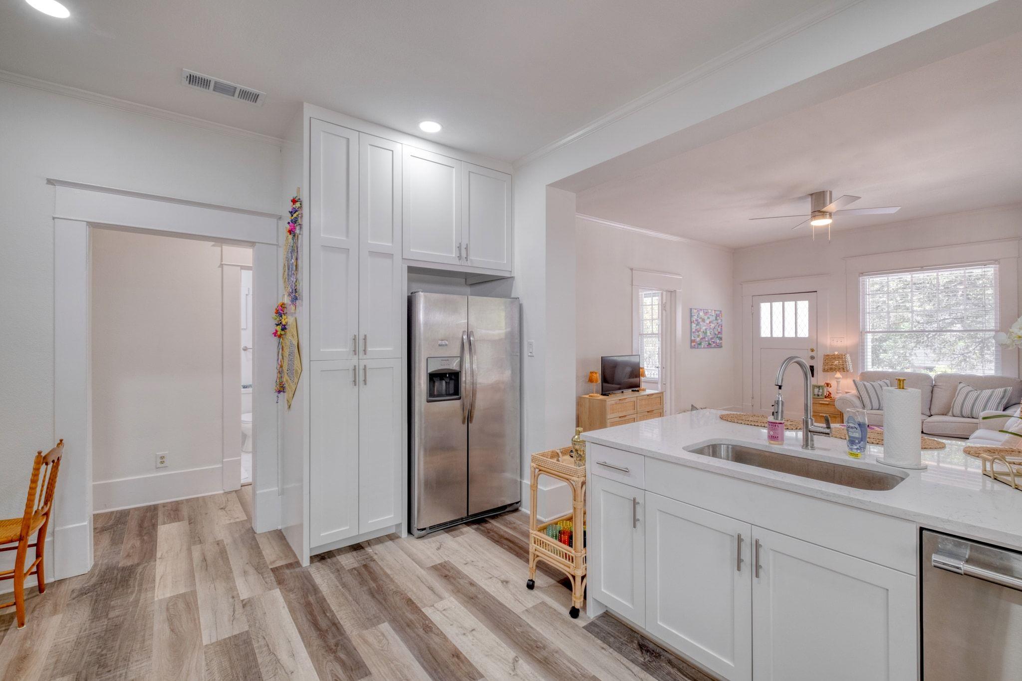 1909 David St, Austin, TX 78705