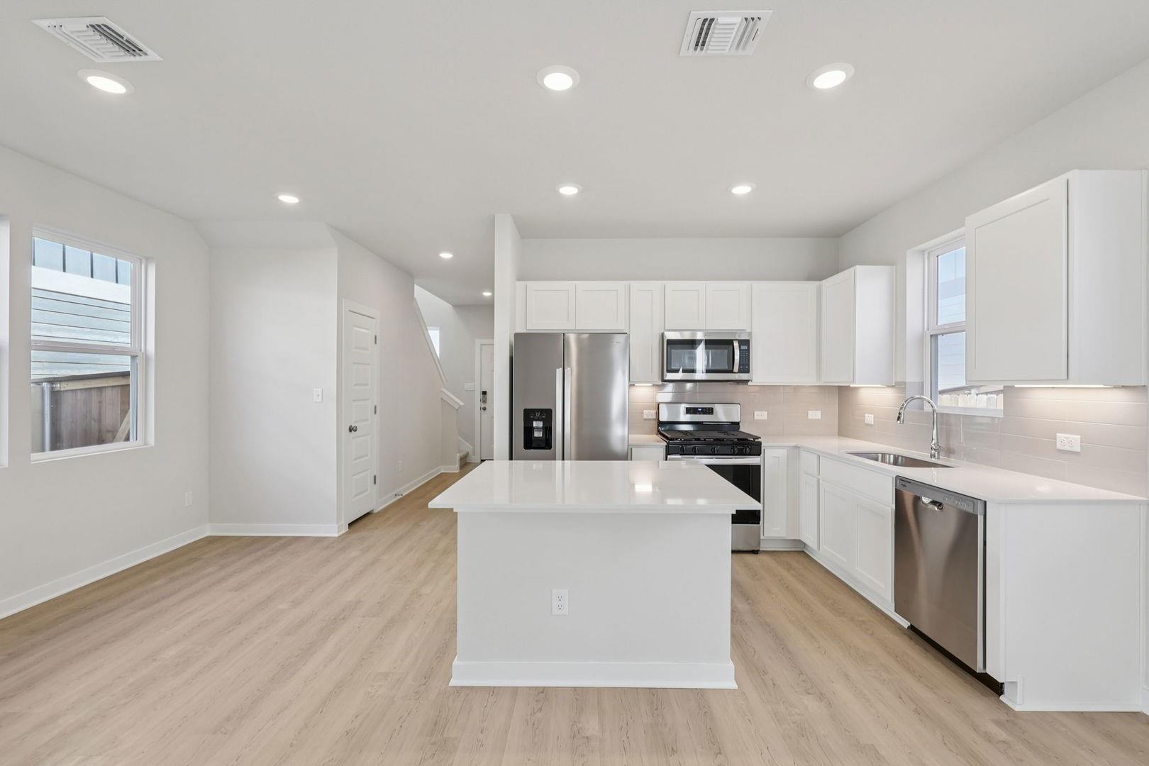 2070 Alice Jay Way, Round Rock, TX 78665