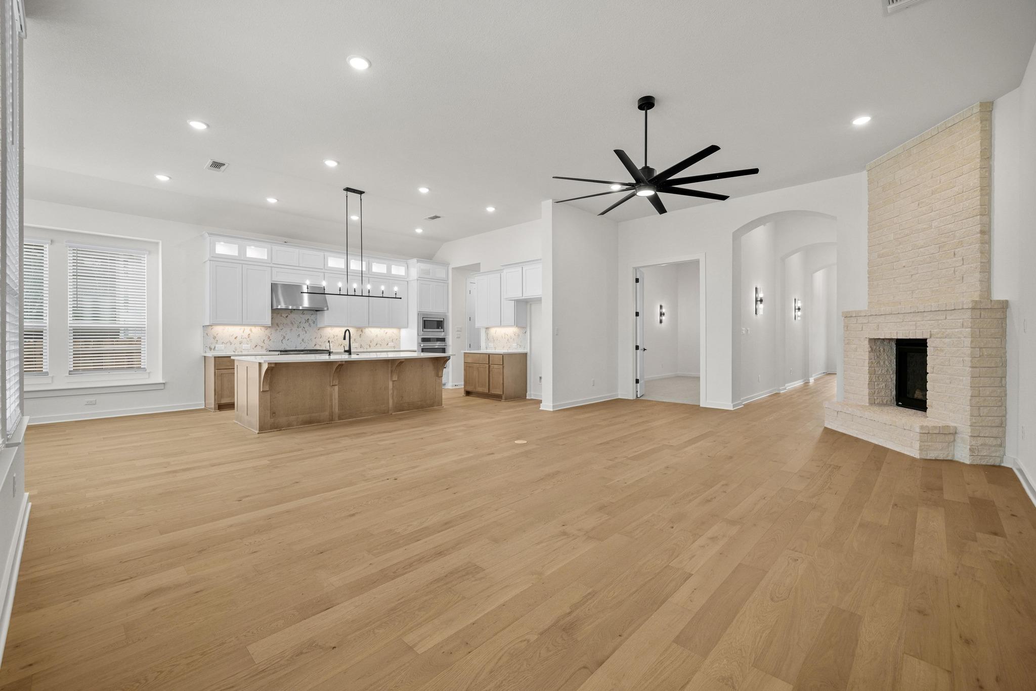 1616 Lilly Grace Bnd, Leander, TX 78641