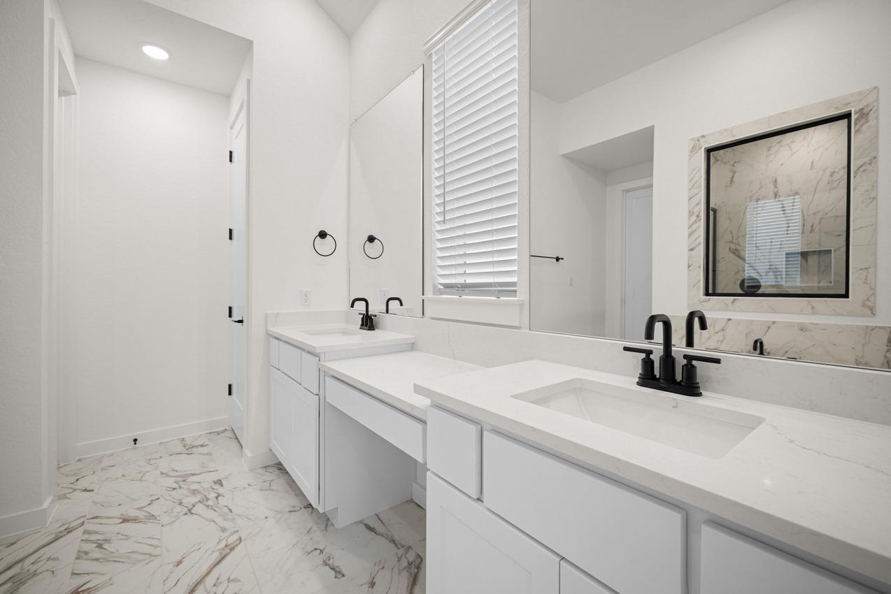 1616 Lilly Grace Bnd, Leander, TX 78641