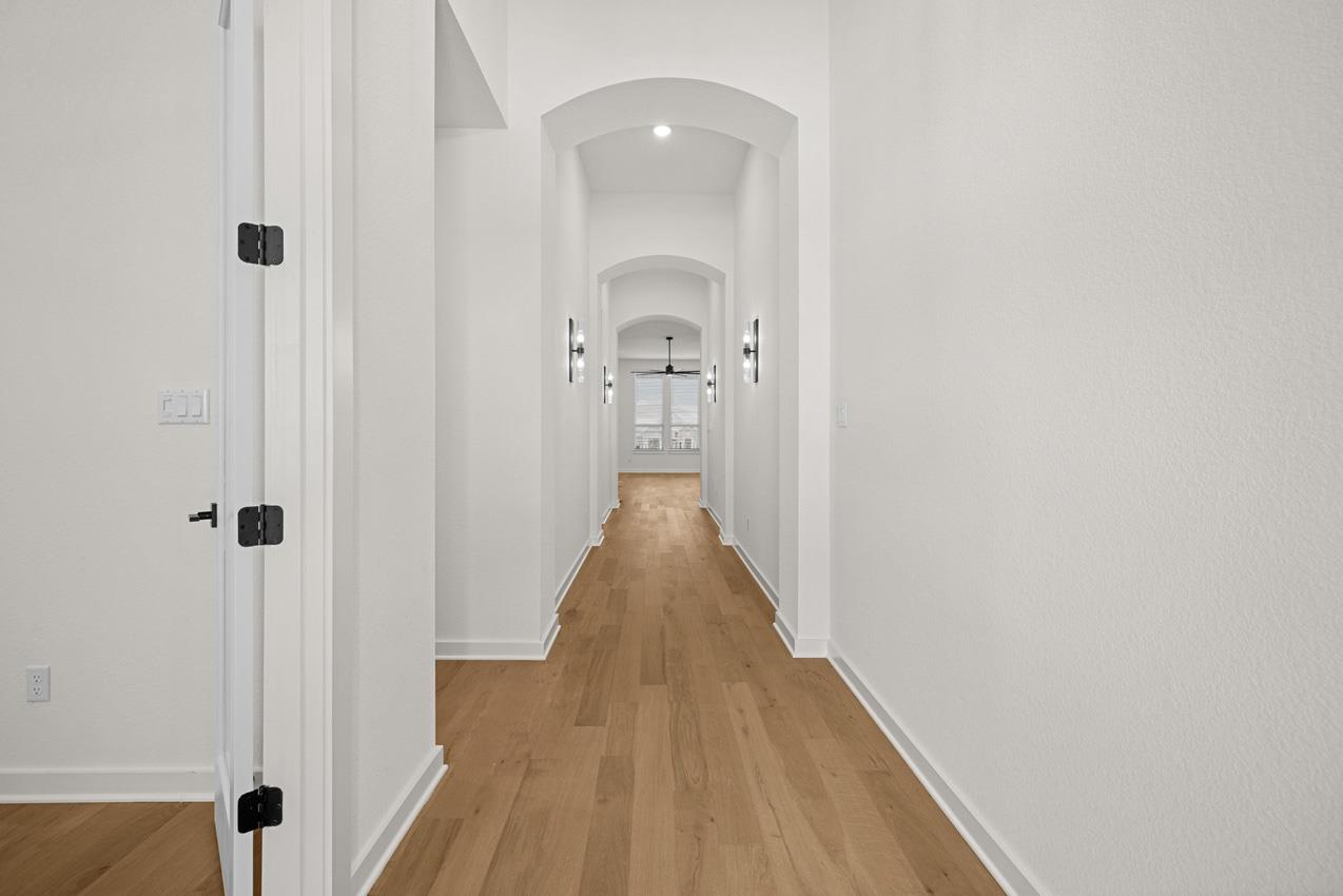 1616 Lilly Grace Bnd, Leander, TX 78641