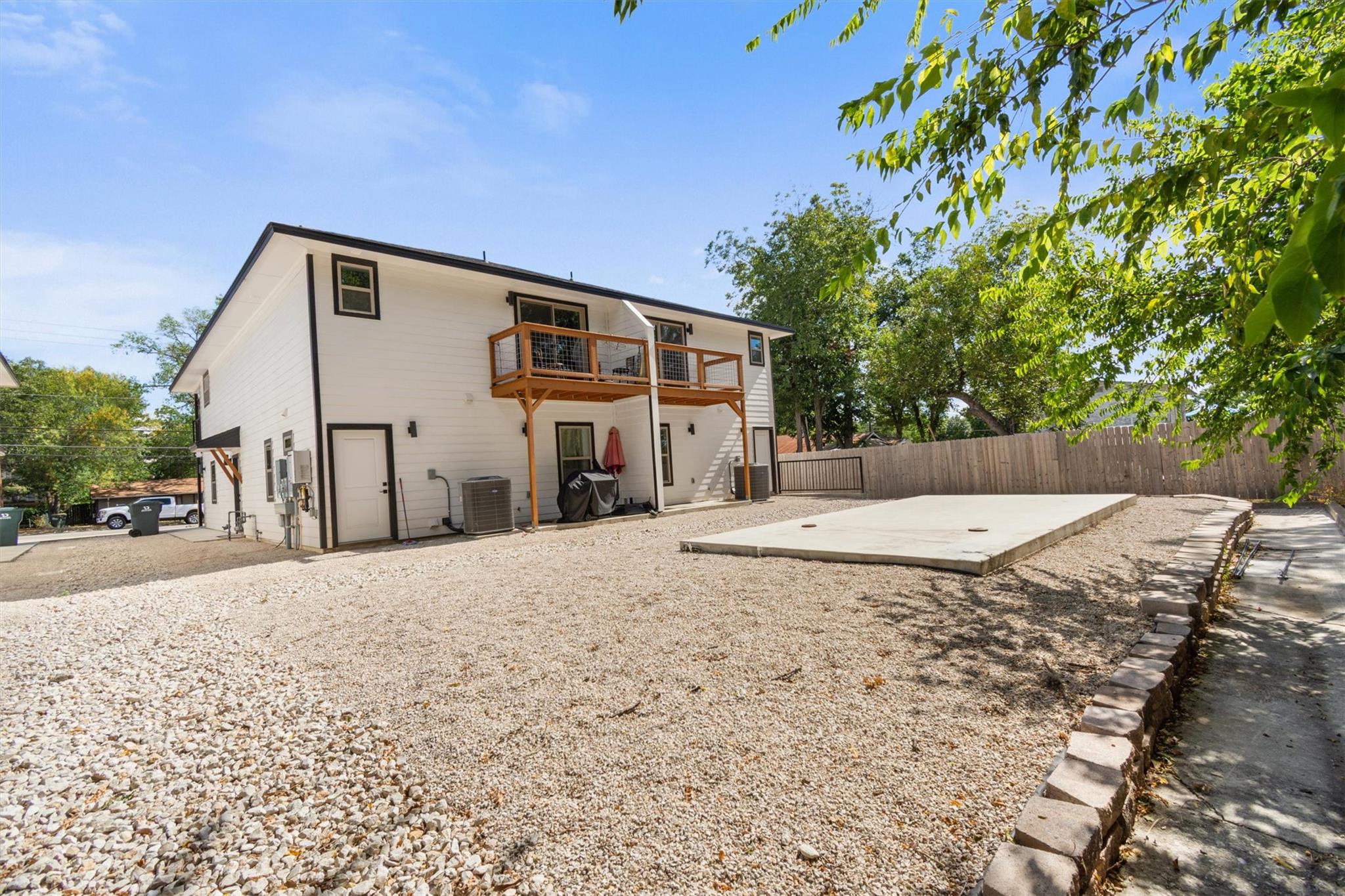 313 Mill St # 101, San Marcos, TX 78666