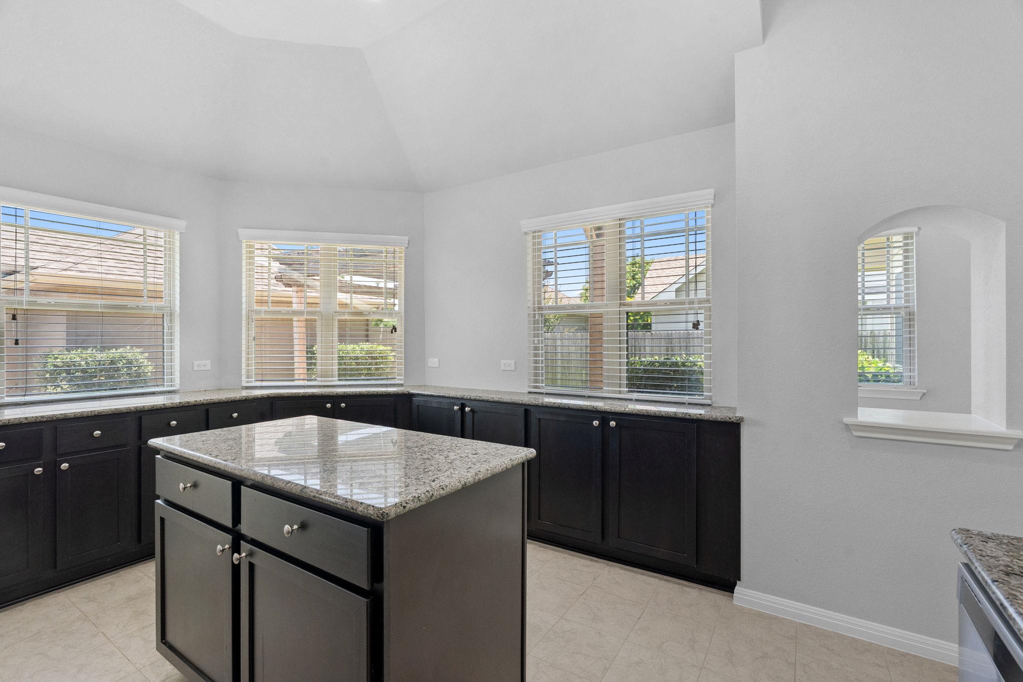 410 Tilly Ln, Buda, TX 78610