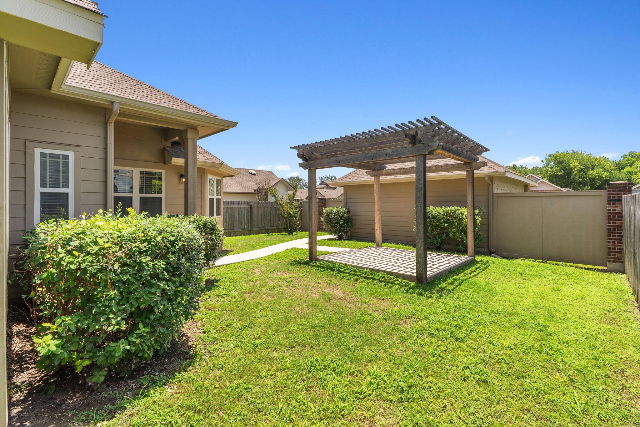 410 Tilly Ln, Buda, TX 78610