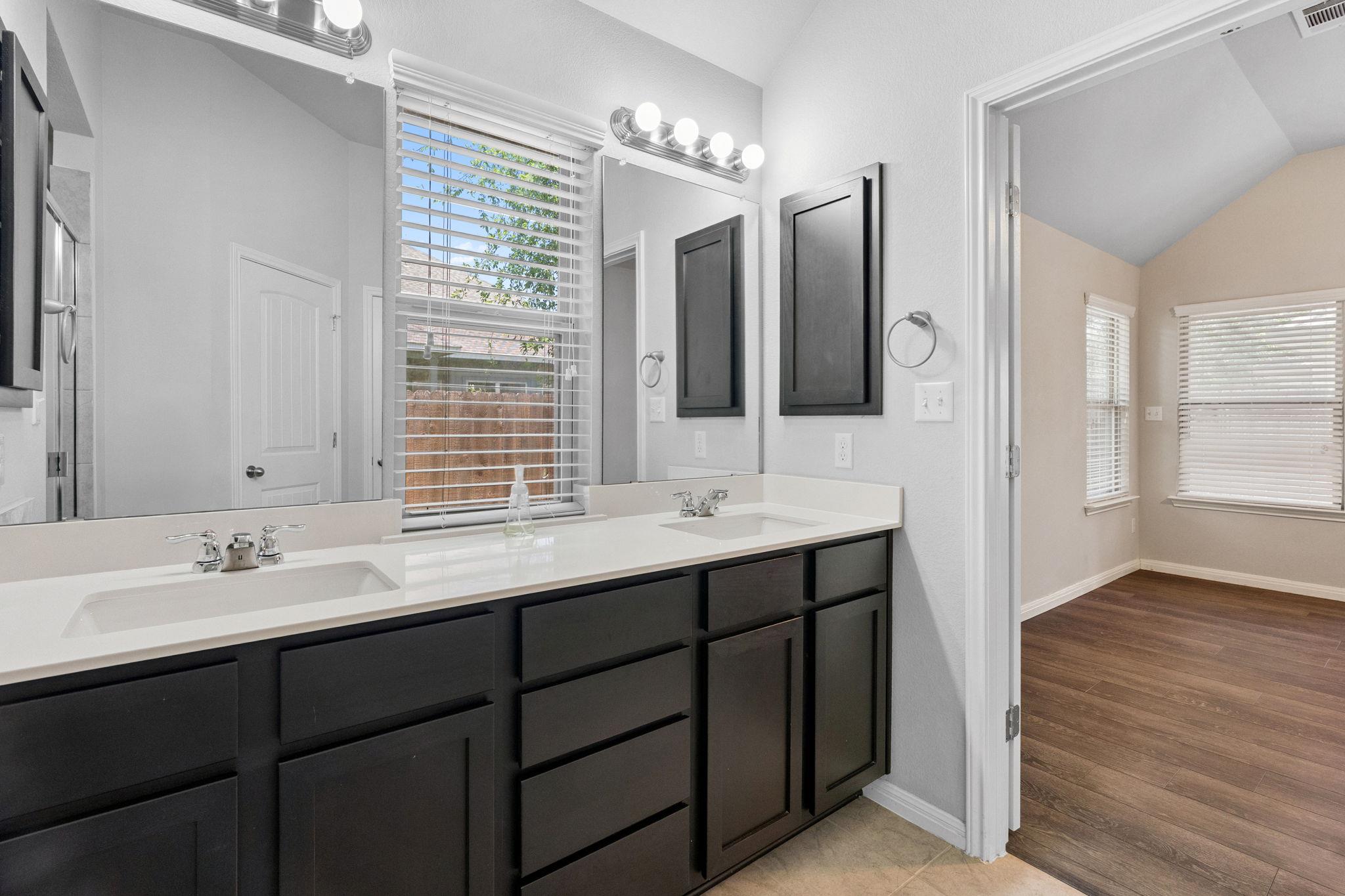 410 Tilly Ln, Buda, TX 78610