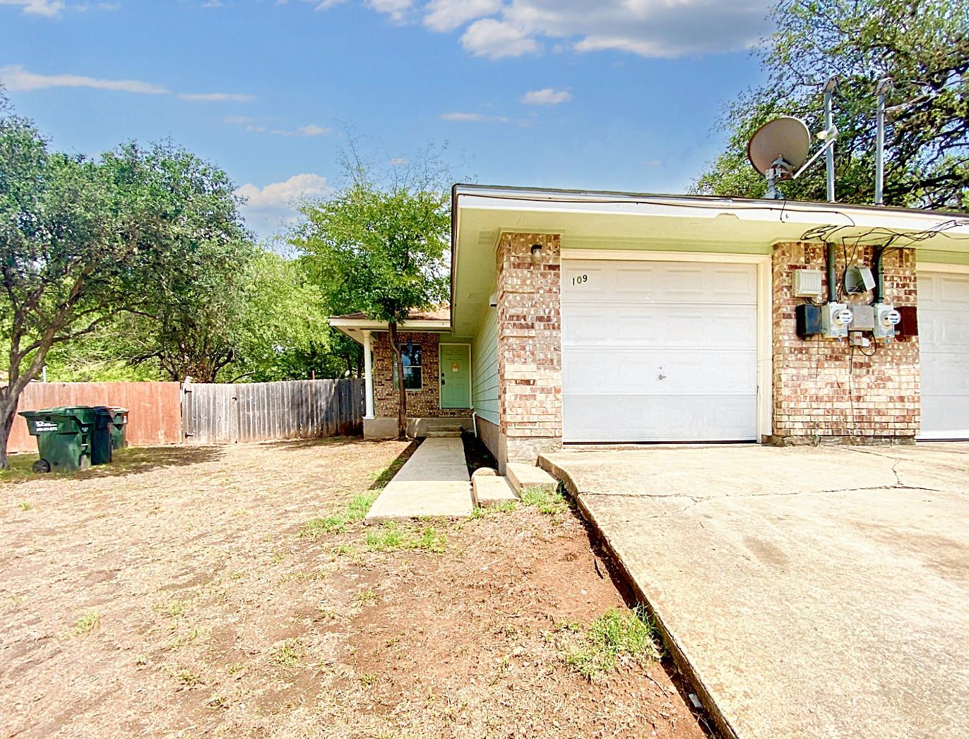 109 Hughson Ct, San Marcos, TX 78666